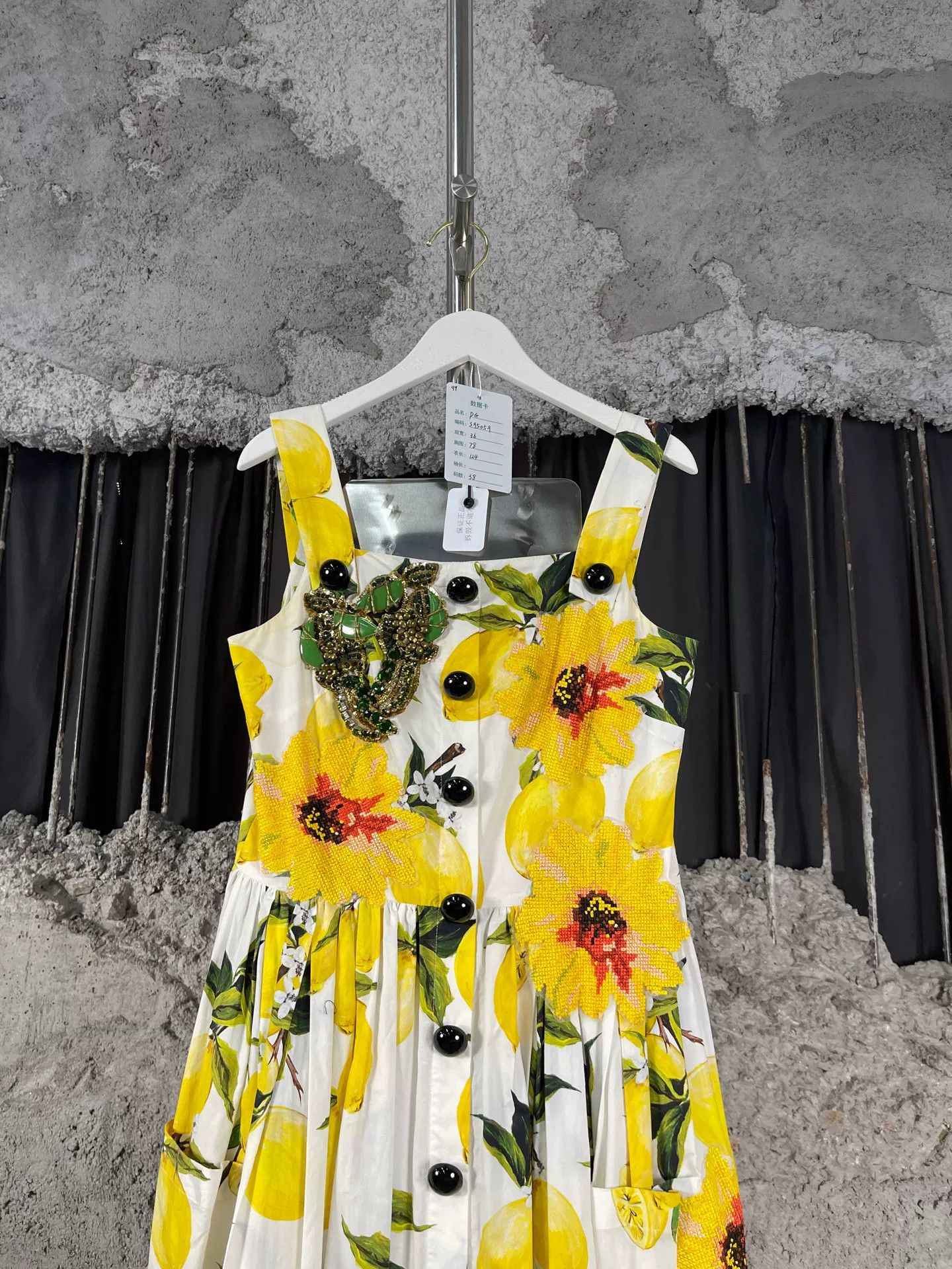 Dolce & Gabbana Dolce & Gabbana Lemon Print Midi Dress IT 38 Size XS / US 0-2 / IT 36-38 - 4 Thumbnail