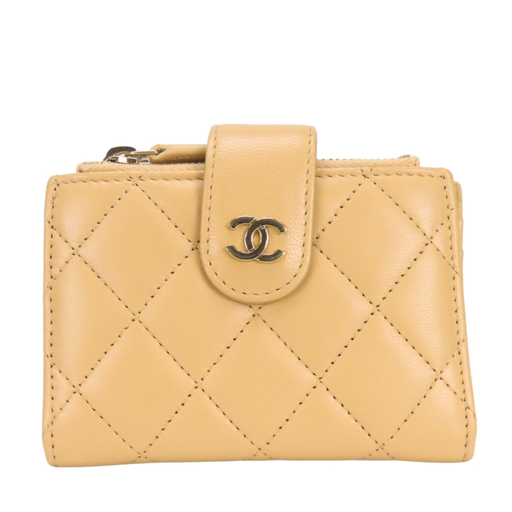Chanel Chanel Matelassé Compact Wallet, Lambskin, Beige, Gold Hardware, Women's Wallet/Coin Case. Size ONE SIZE - 2 Thumbnail