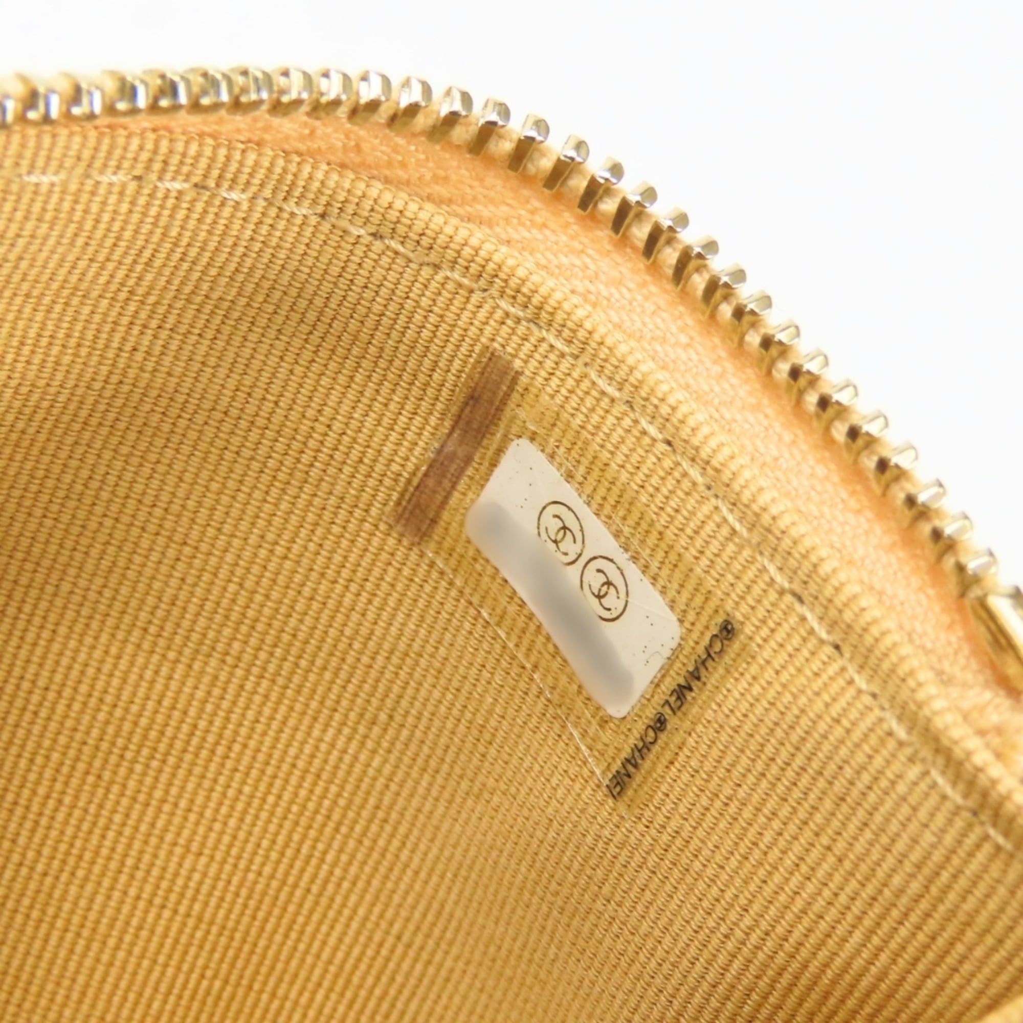 Chanel Chanel Matelassé Compact Wallet, Lambskin, Beige, Gold Hardware, Women's Wallet/Coin Case. Size ONE SIZE - 12 Thumbnail