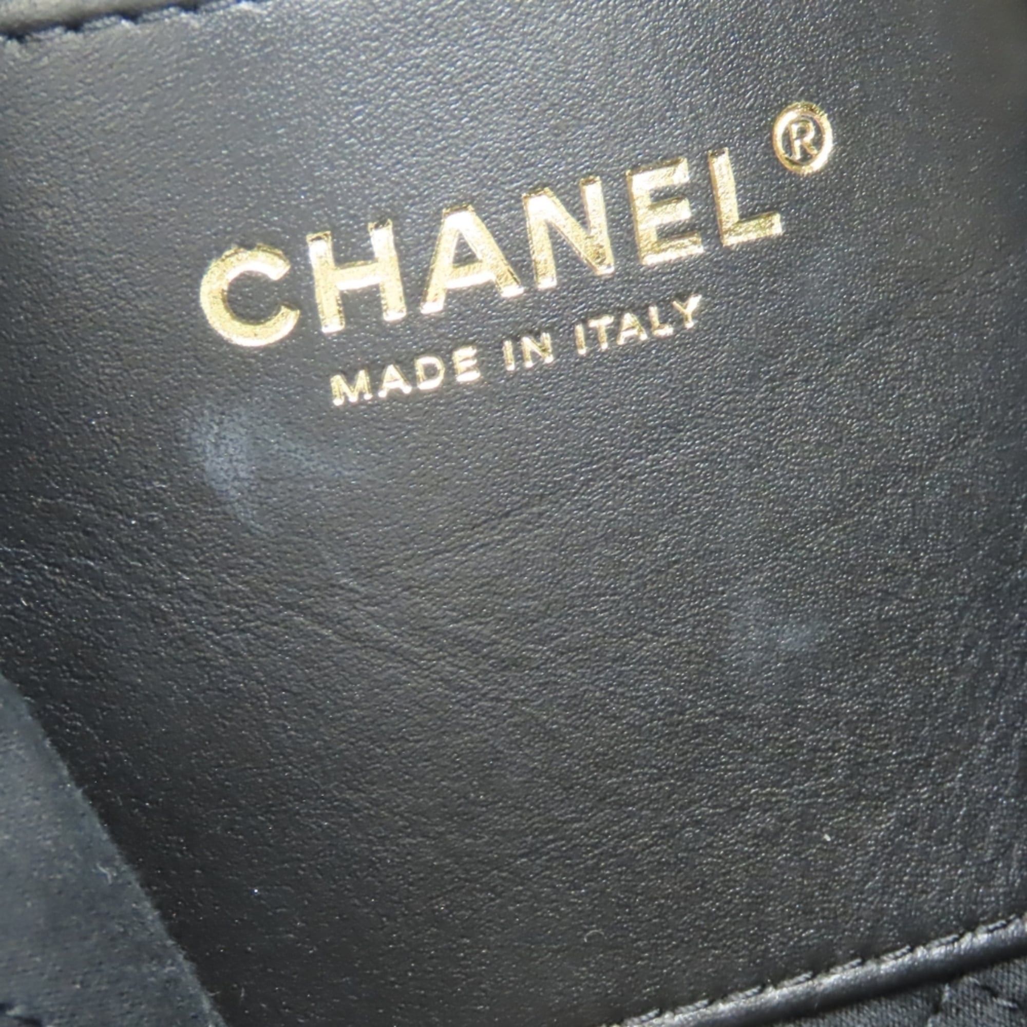 Chanel Chanel Shoulder Bag, 22 Mini Handbag AS3980, Shiny Calfskin, Black, Gold Hardware, Women's CHANEL Size ONE SIZE - 17 Thumbnail