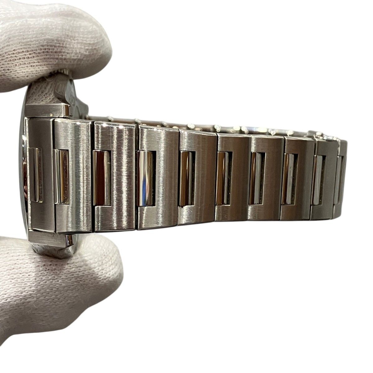 Gucci Gucci Gucci Pantheon Stainless Steel Watch Metal Quartz YA115401 DUTY FREE for USA Size ONE SIZE - 8 Thumbnail