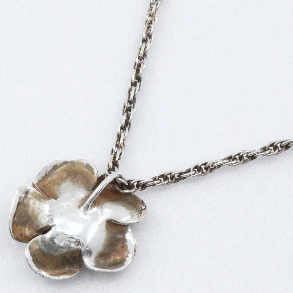 Chanel Chanel Chanel Camelia Necklace Metal Necklace DUTY FREE for USA Size ONE SIZE - 3 Thumbnail