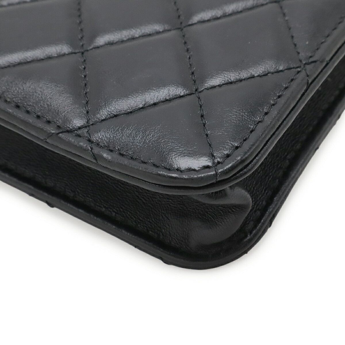Chanel Chanel Chanel Lambskin Chain Phone Case Leather Phonecase DUTY FREE for USA Size ONE SIZE - 3 Thumbnail