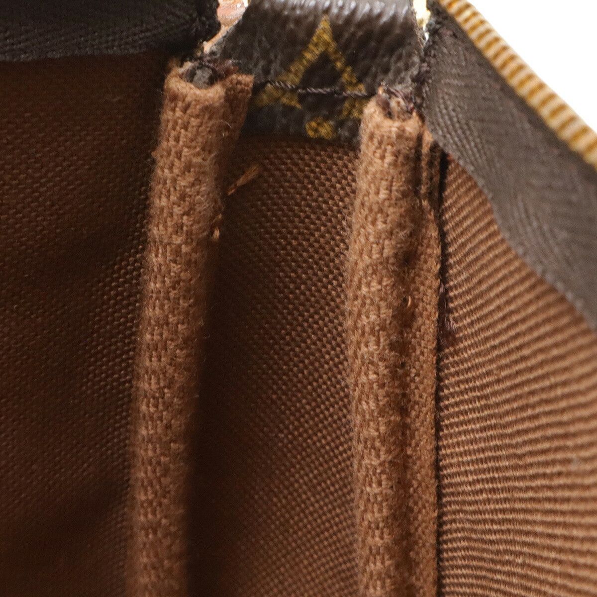 Louis Vuitton Louis Vuitton Louis Vuitton Monogram Pouch Textile Handbag M51980 DUTY FREE for USA Size ONE SIZE - 8 Thumbnail