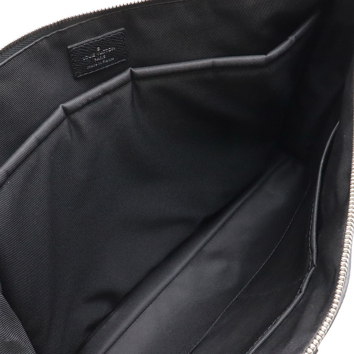 Louis Vuitton Louis Vuitton Louis Vuitton Taiga Briefcase Leather Business Bag M30810 DUTY FREE for USA Size ONE SIZE - 7 Thumbnail