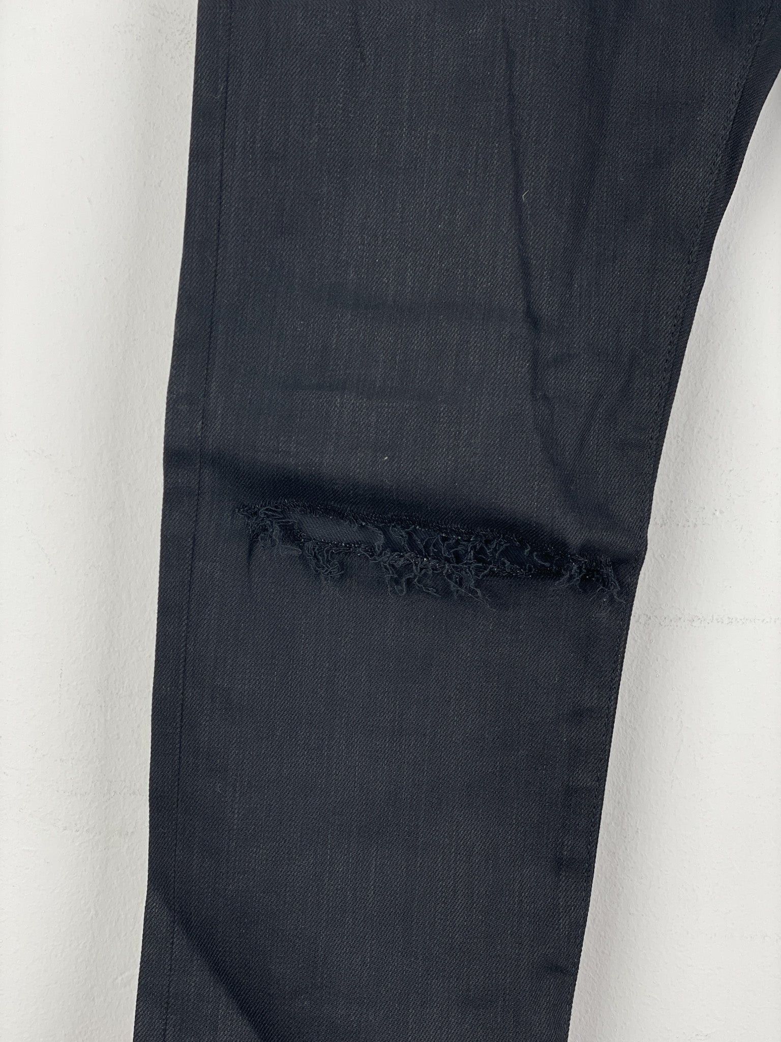 Saint Laurent Paris Saint Laurent D02 Distressed Knife-Cut Coated Denim Jeans Size US 30 / EU 46 - 6 Thumbnail
