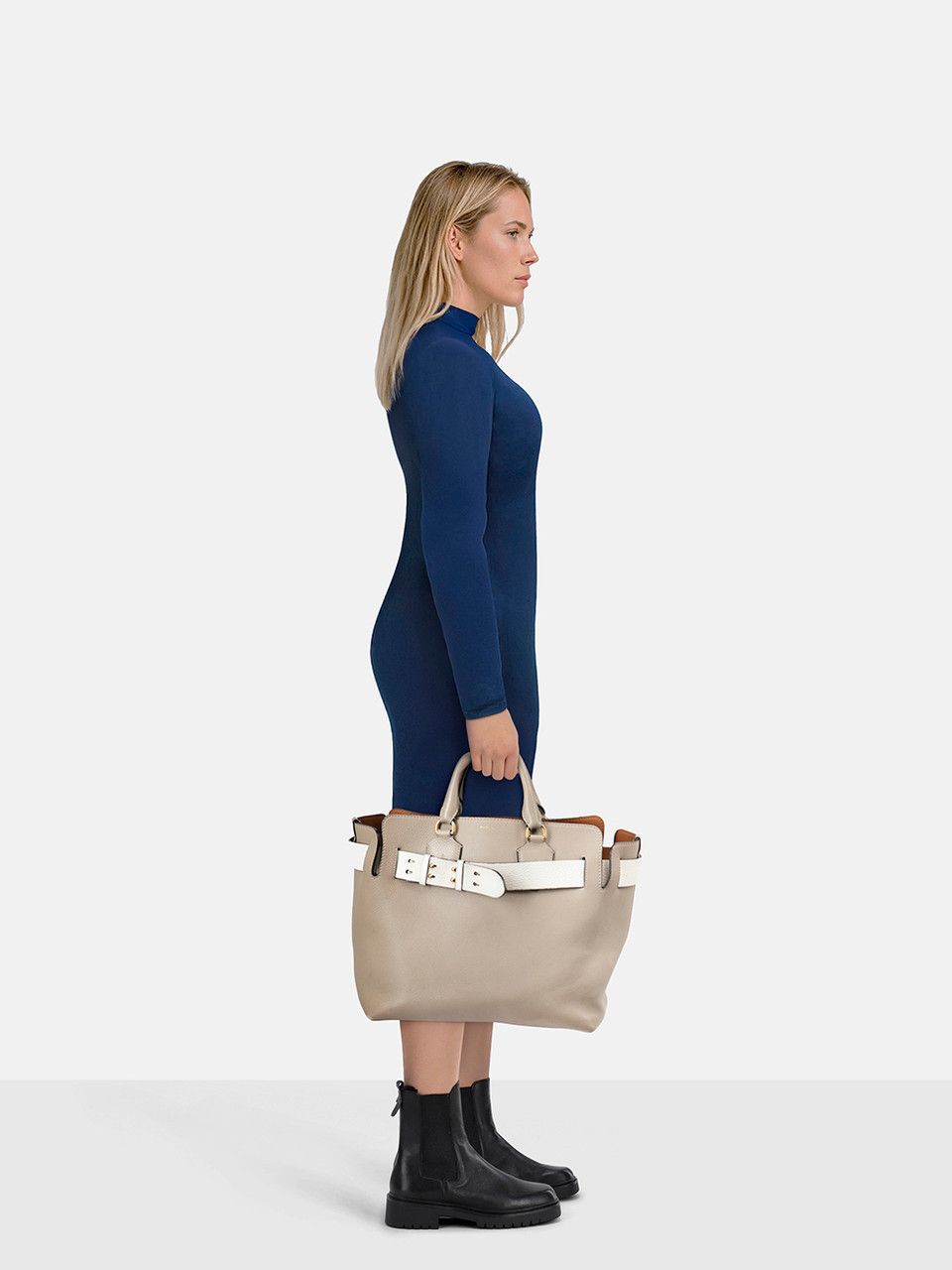 Burberry Grey Leather The Belt Bag Size ONE SIZE - 2 Thumbnail