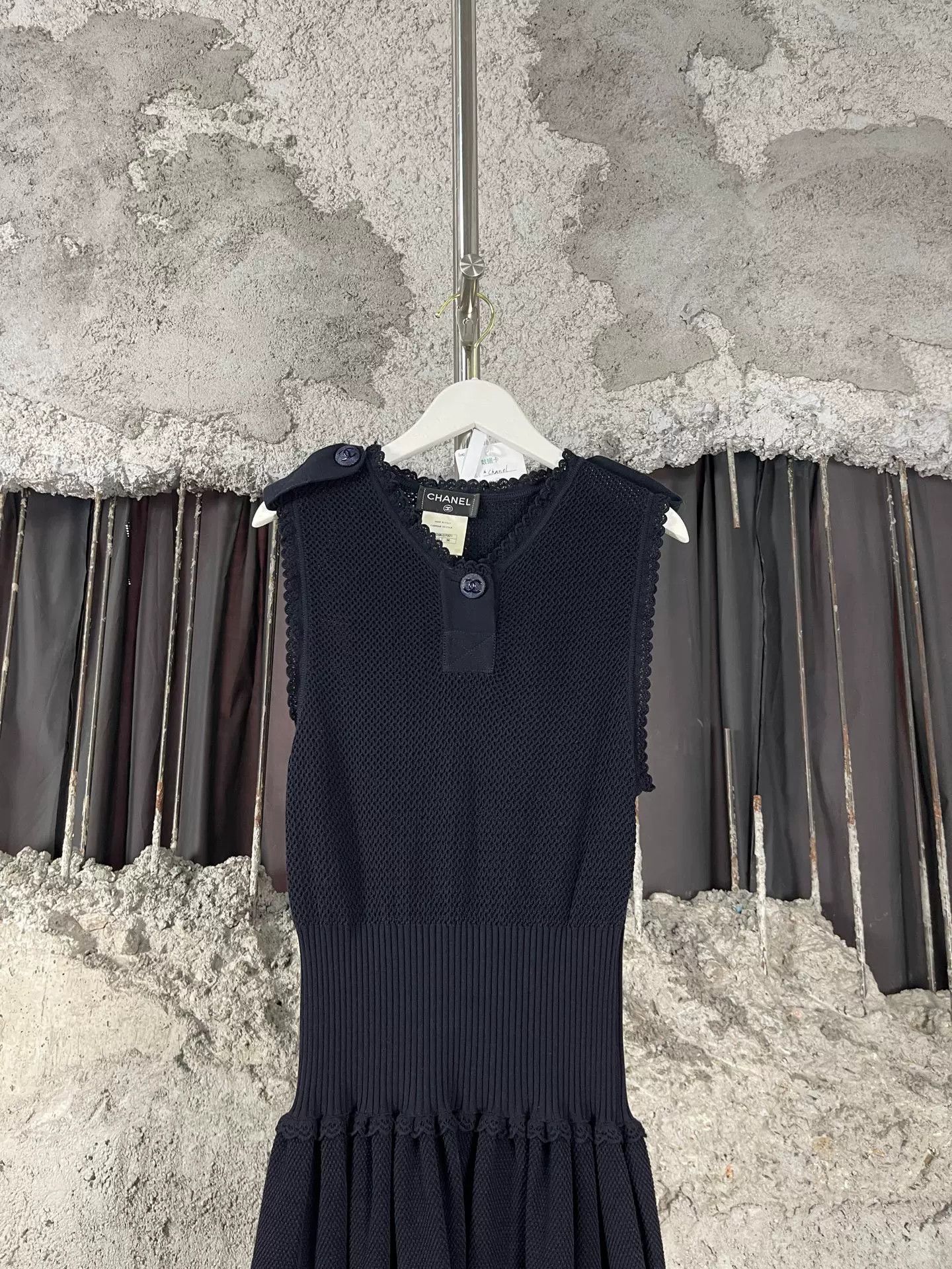 Chanel Chanel Black Knit Sleeveless Dress Size 36 Size XS / US 0-2 / IT 36-38 - 4 Thumbnail