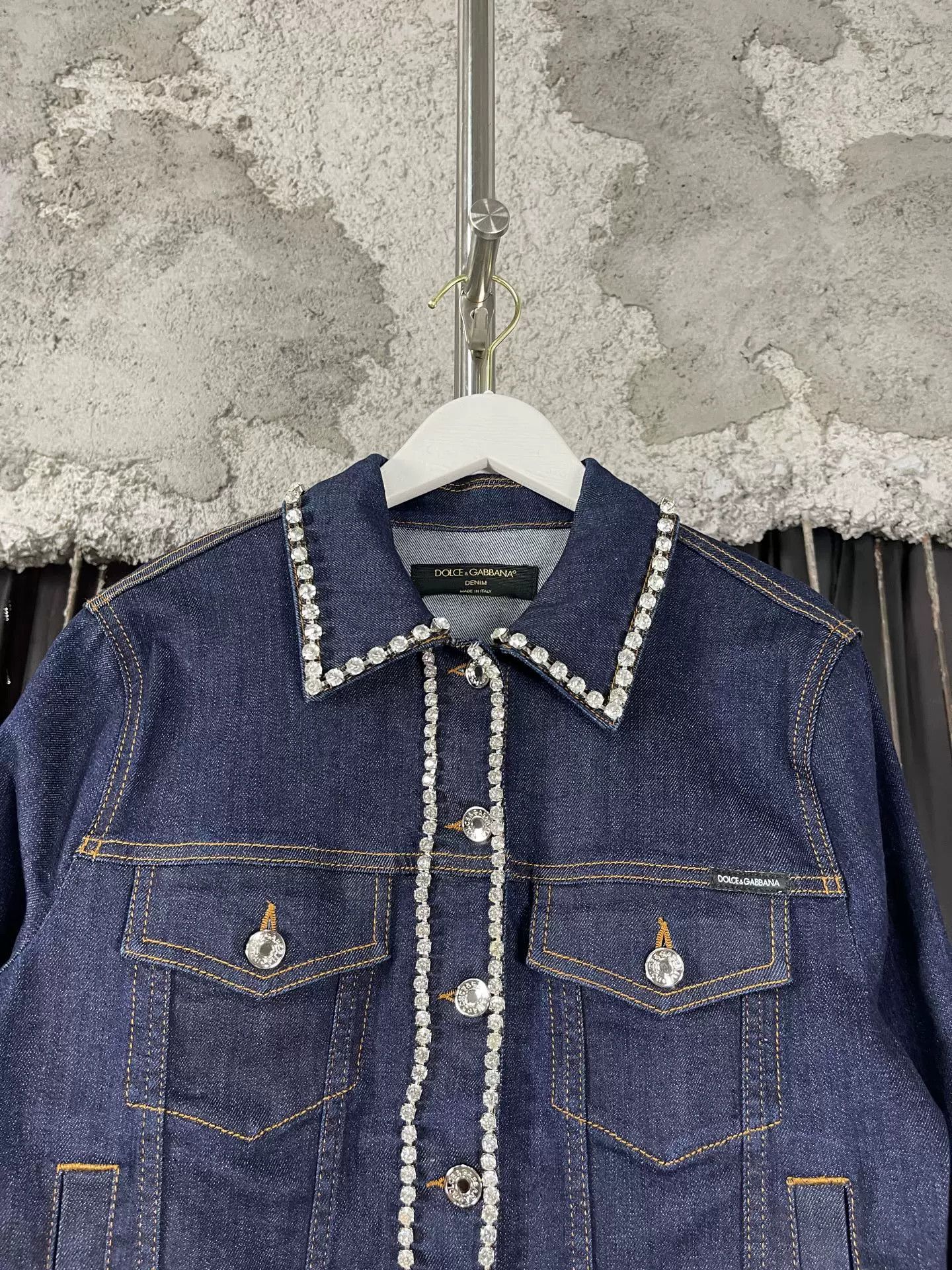 Dolce & Gabbana Dolce & Gabbana Rhinestone Denim Jacket Size 36 Size XS / US 0-2 / IT 36-38 - 4 Thumbnail