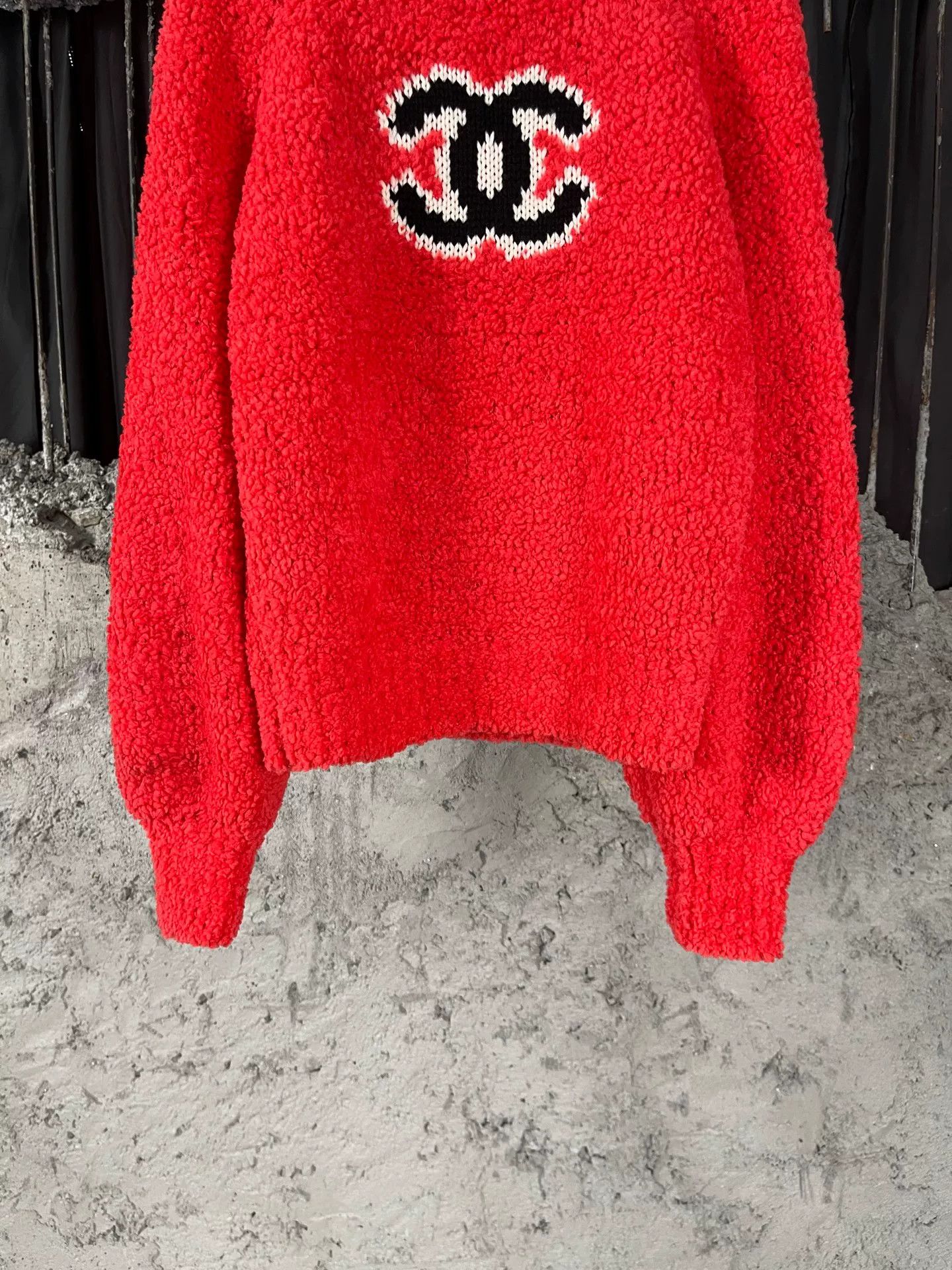 Chanel Chanel Logo Teddy Sweater Size 34 Size XS / US 0-2 / IT 36-38 - 5 Thumbnail