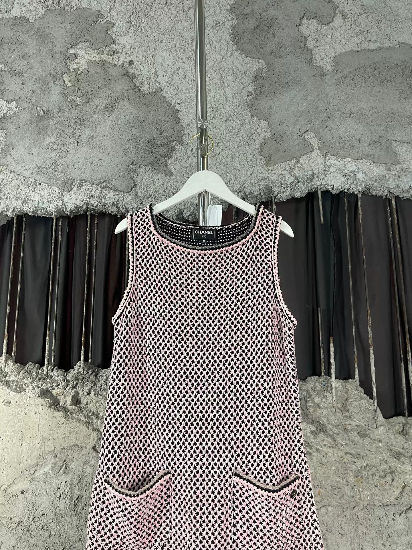 Chanel Chanel Pink Black Knit Mini Dress Size 38 Size S / US 4 / IT 40 - 4 Thumbnail