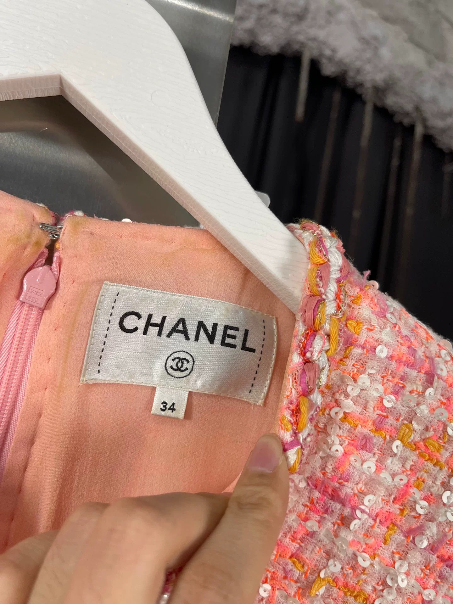Chanel Chanel Pink Tweed Mini Dress Size 34 Size XS / US 0-2 / IT 36-38 - 8 Thumbnail