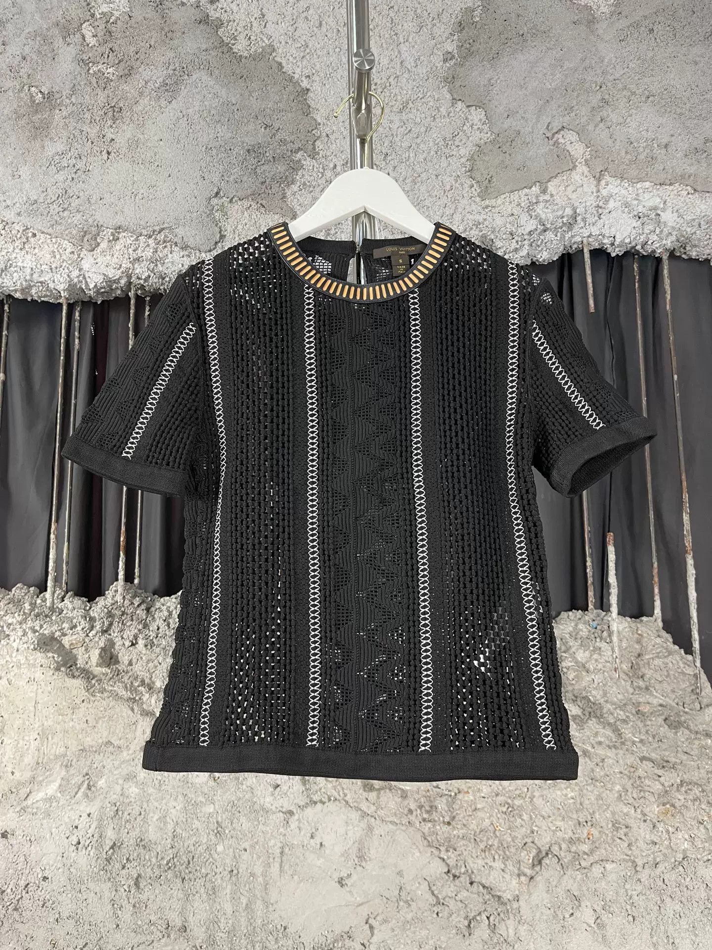 Louis Vuitton Louis Vuitton Leather Collar Knit Top Size S Size S / US 4 / IT 40 - 2 Thumbnail