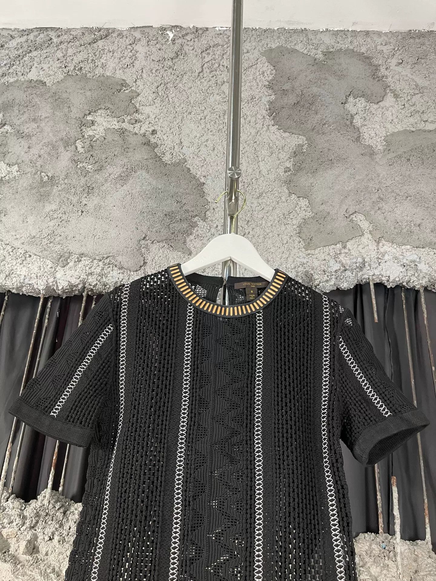 Louis Vuitton Louis Vuitton Leather Collar Knit Top Size S Size S / US 4 / IT 40 - 4 Thumbnail