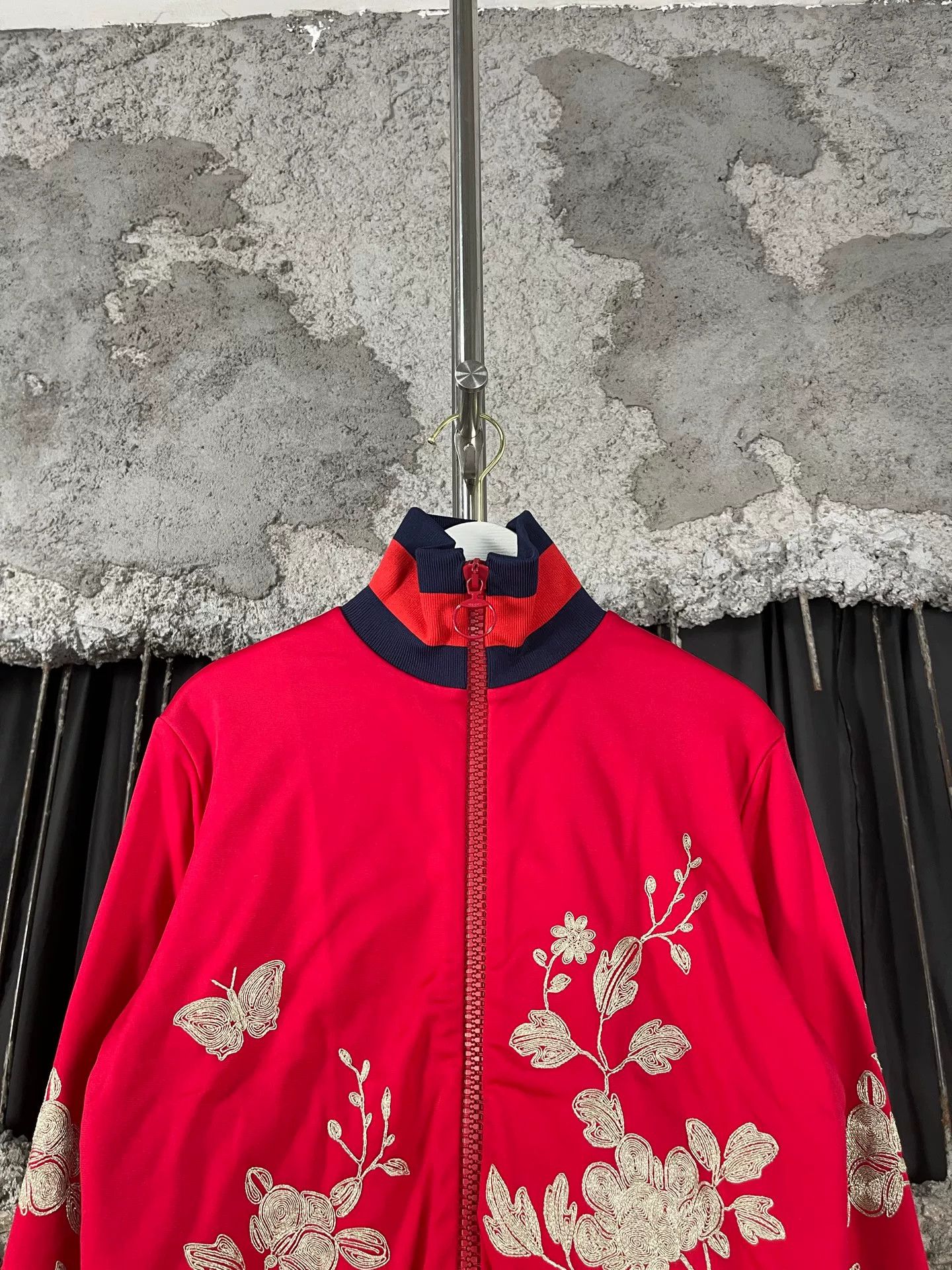Gucci Gucci Embroidered Bomber Jacket Size S Size US S / EU 44-46 / 1 - 4 Thumbnail