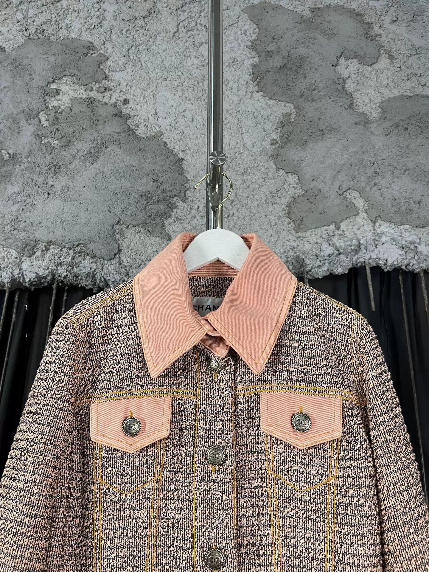 Chanel Chanel Tweed Jacket Size 34 Size XS / US 0-2 / IT 36-38 - 4 Thumbnail
