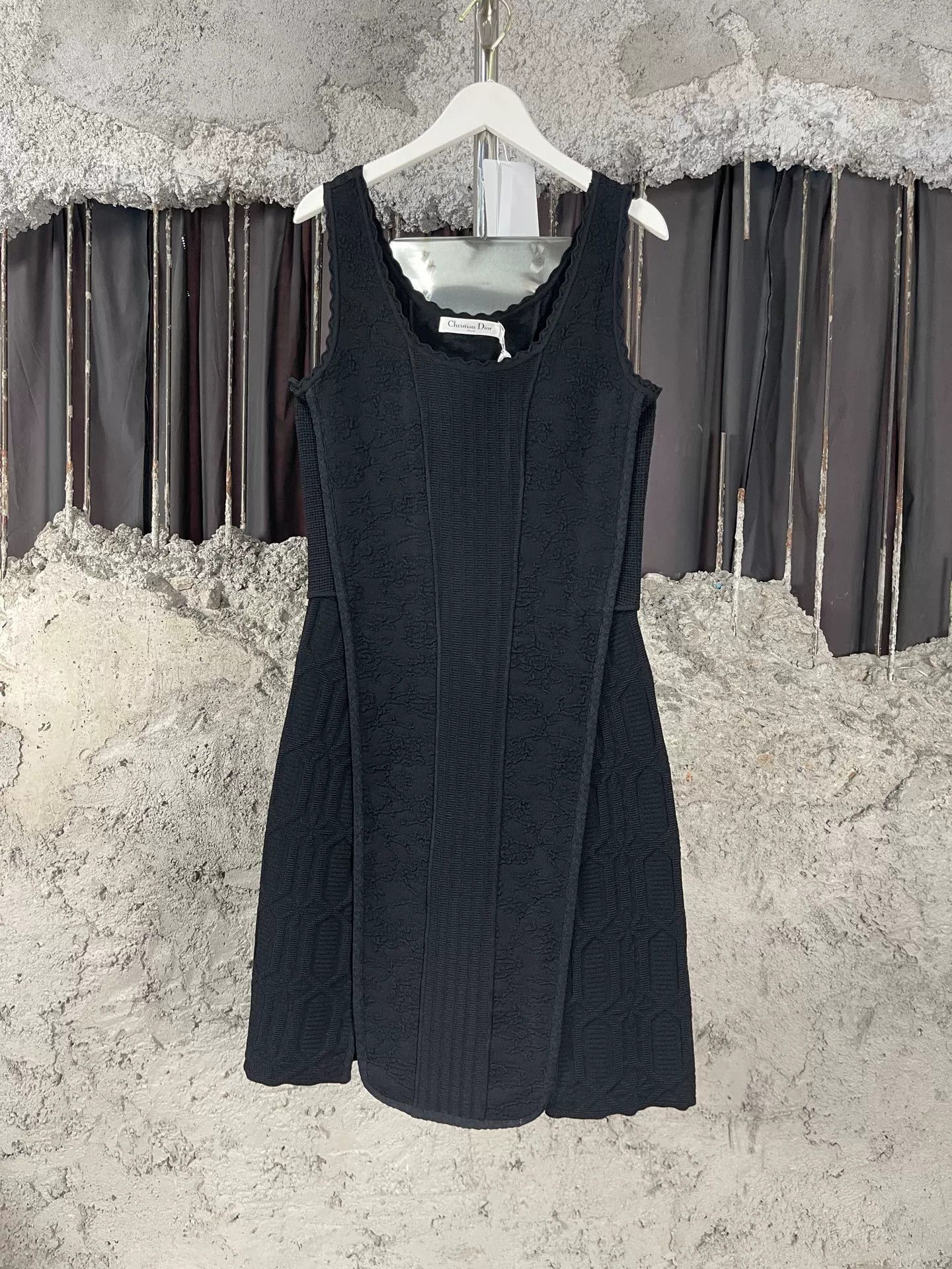 Dior Christian Dior Knit Sleeveless Dress Size 36 Size XS / US 0-2 / IT 36-38 - 2 Thumbnail
