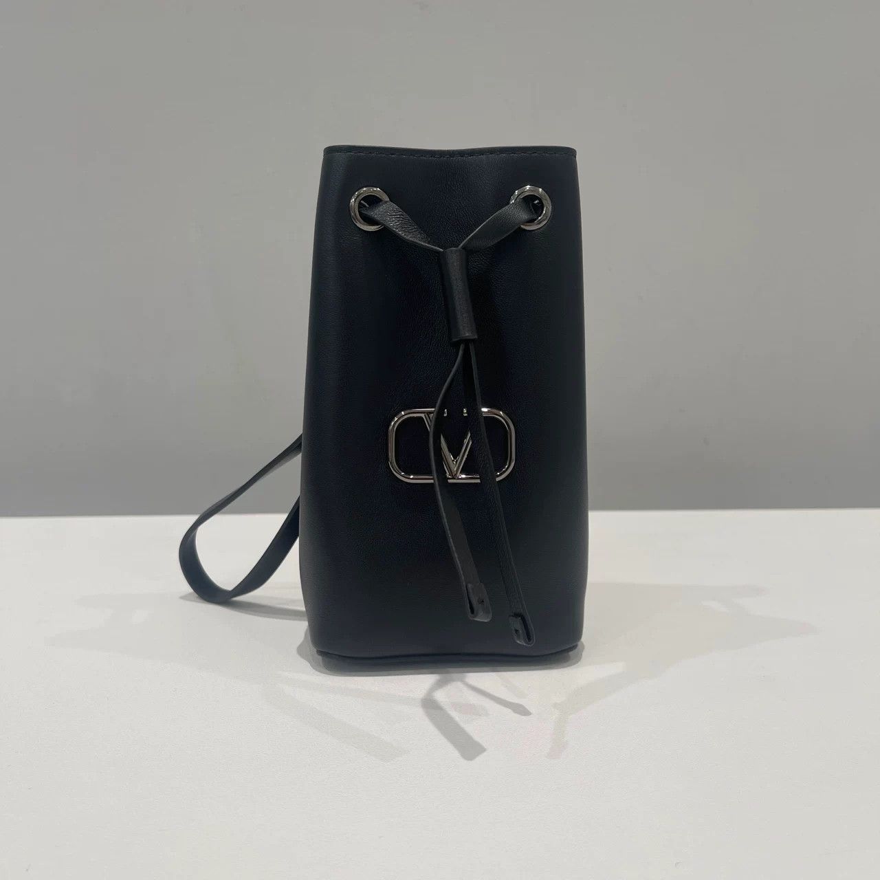 Valentino Valentino Garavani Leather Bucket Bag Size ONE SIZE - 2 Thumbnail