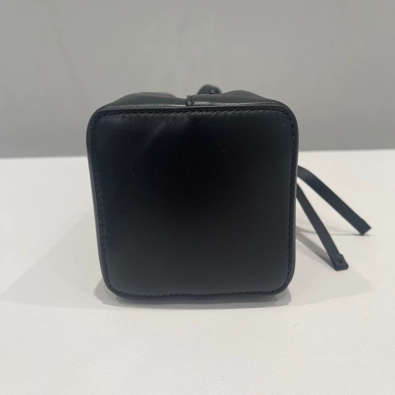 Valentino Valentino Garavani Leather Bucket Bag Size ONE SIZE - 6 Thumbnail