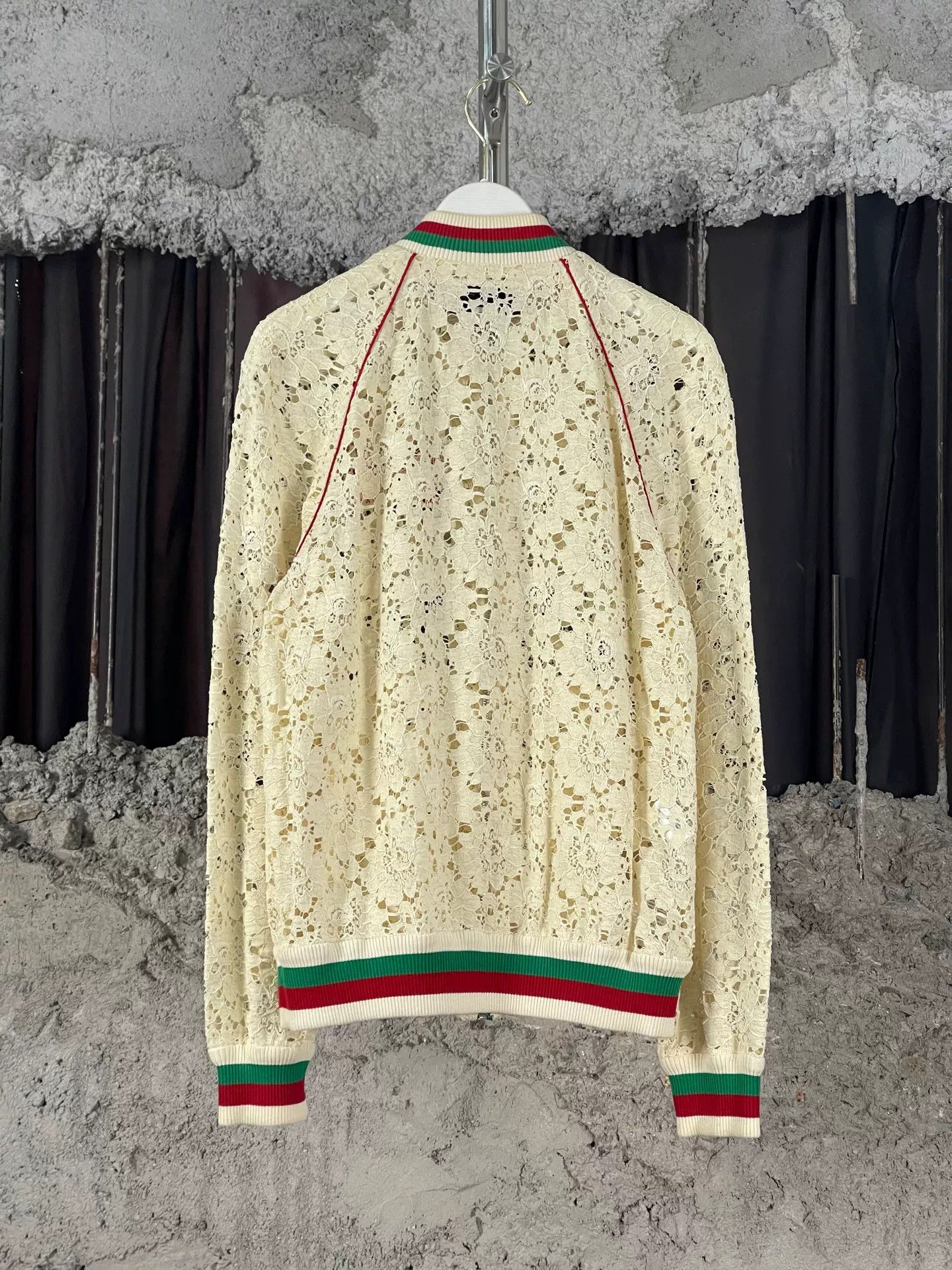 Gucci Gucci Lace Zip Up Jacket Size 38 Size XS / US 0-2 / IT 36-38 - 3 Thumbnail