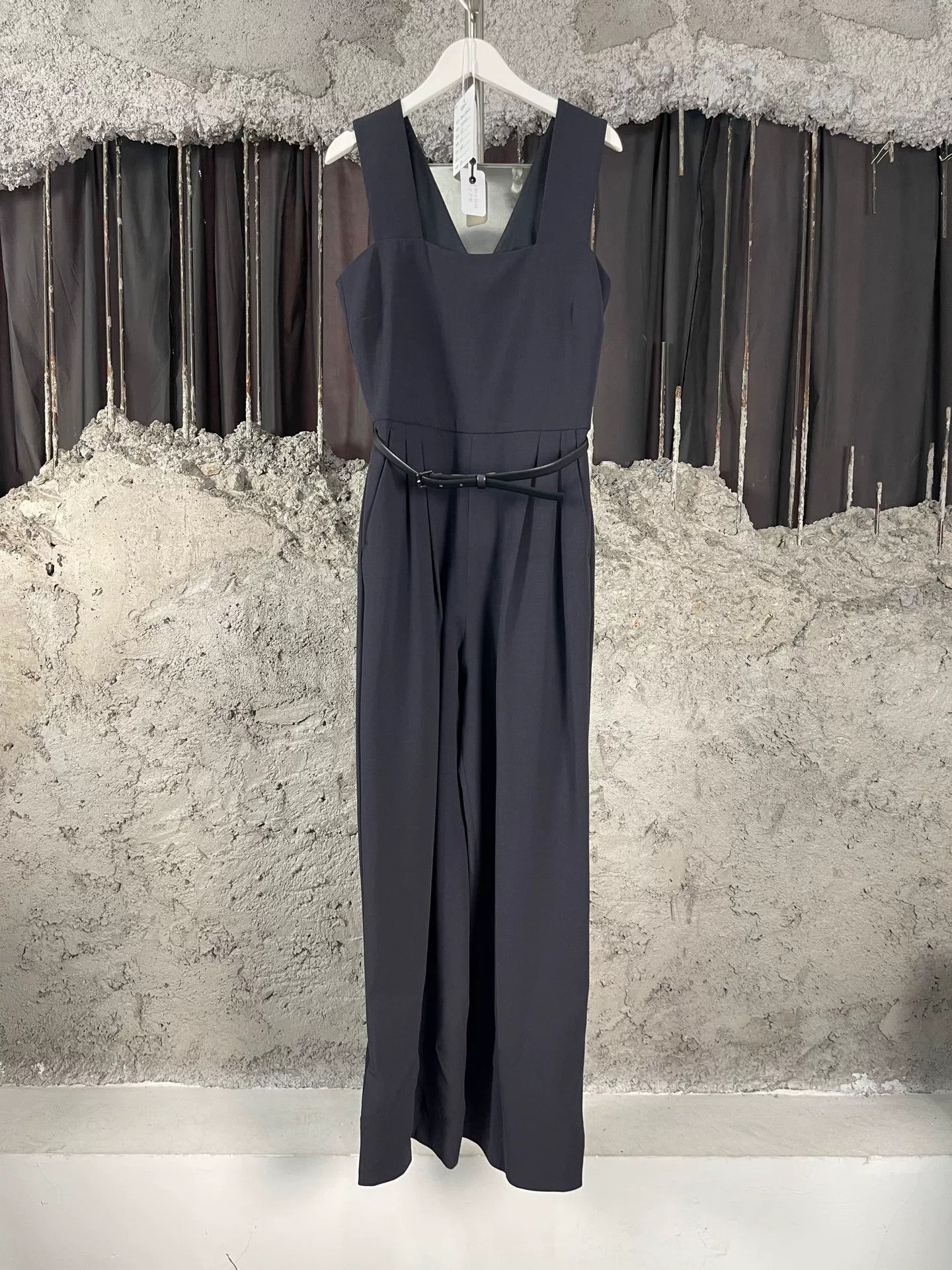Max Mara Max Mara Black Wool Jumpsuit Size IT 38 Size 26" / US 2 / IT 38 - 2 Thumbnail