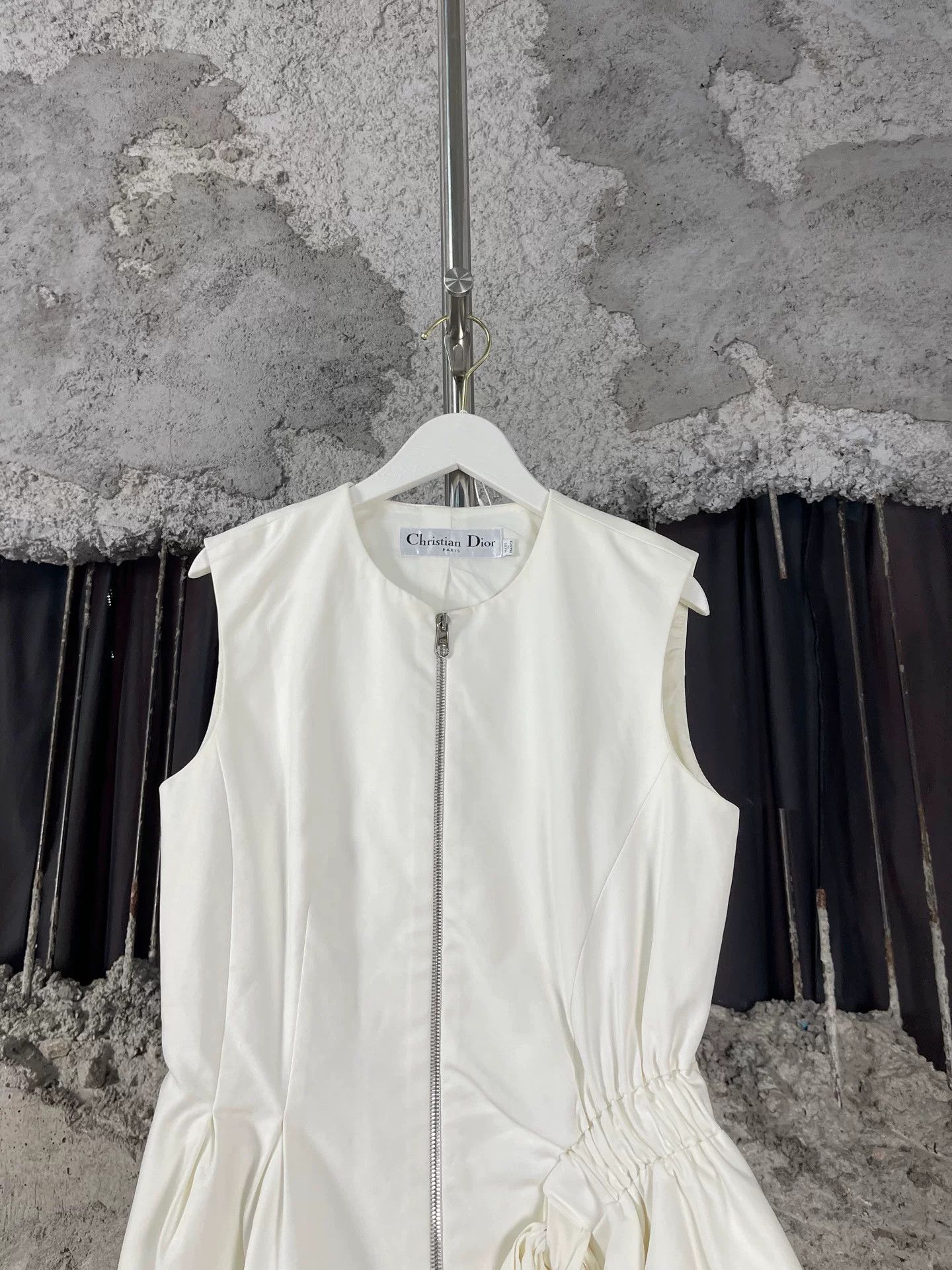 Dior Dior Sleeveless Zip Up Jacket Size 38 Size S / US 4 / IT 40 - 4 Thumbnail
