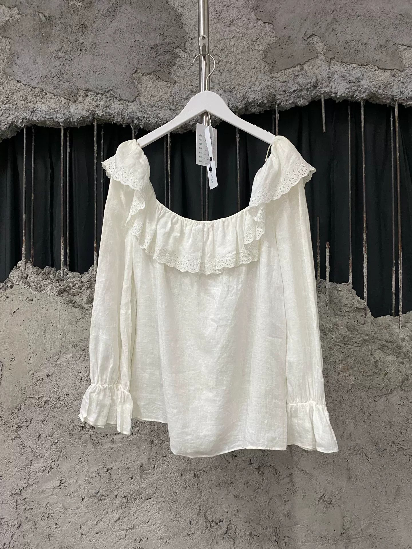 Celine Celine Ruffle Linen Blouse Size 36 Size XS / US 0-2 / IT 36-38 - 2 Thumbnail