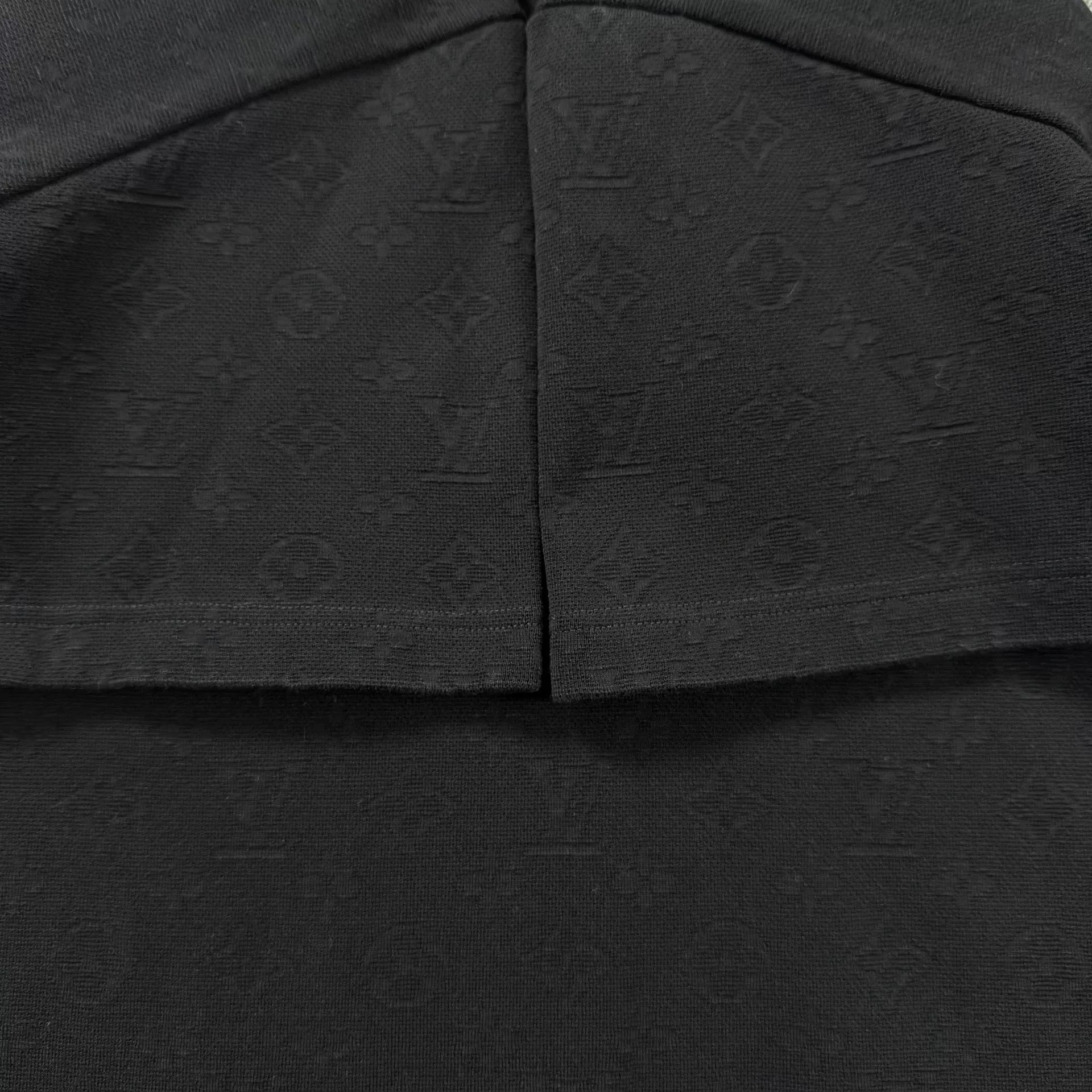 Louis Vuitton Louis Vuitton Monogram Pocket T-Shirt Size M Size US M / EU 48-50 / 2 - 5 Thumbnail