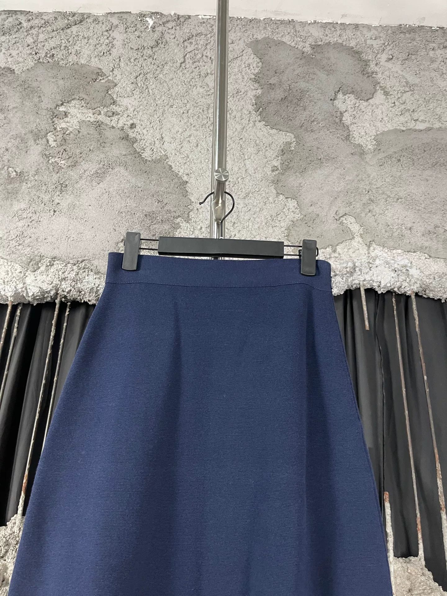 Gucci Gucci Knitted Midi Skirt XS Size 26" / US 2 / IT 38 - 4 Thumbnail