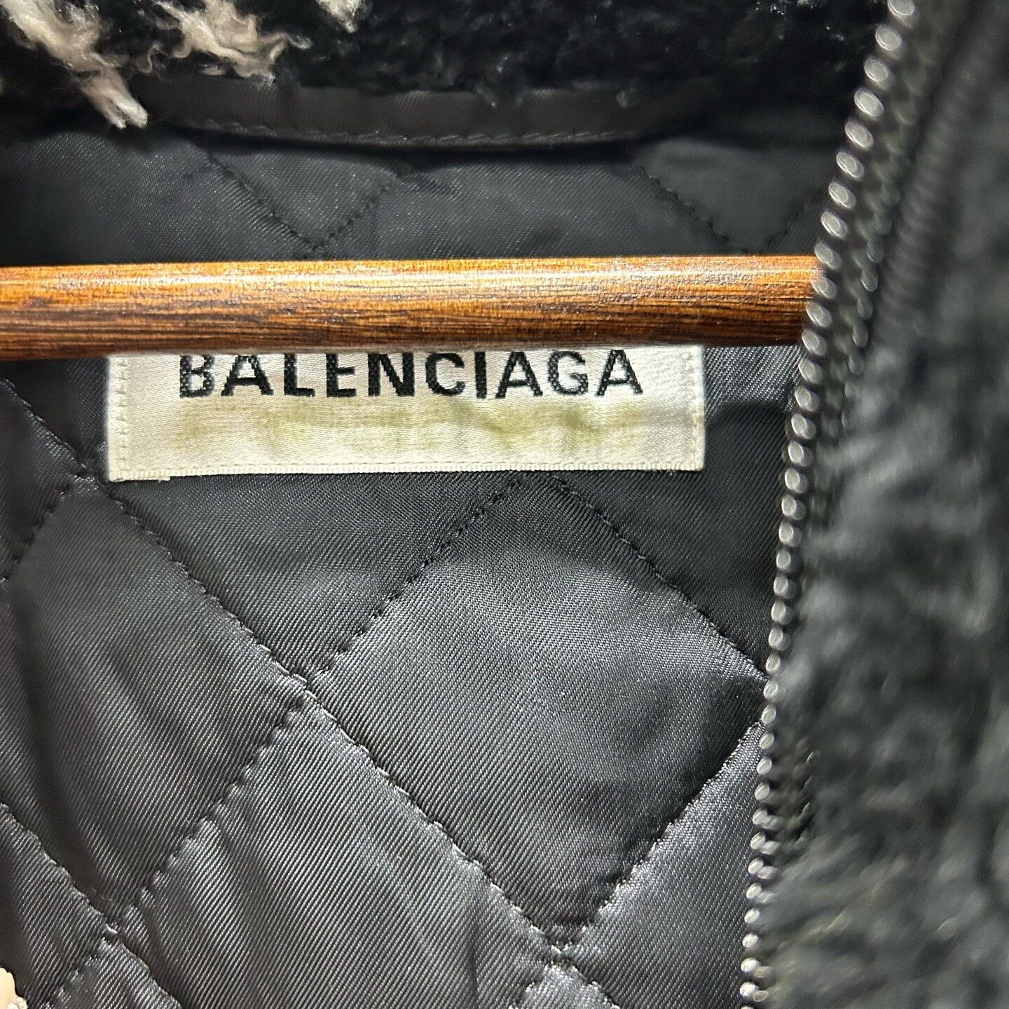 Balenciaga Balenciaga All-Over Logo Fleece Jacket Size 34 Size XS / US 0-2 / IT 36-38 - 4 Thumbnail