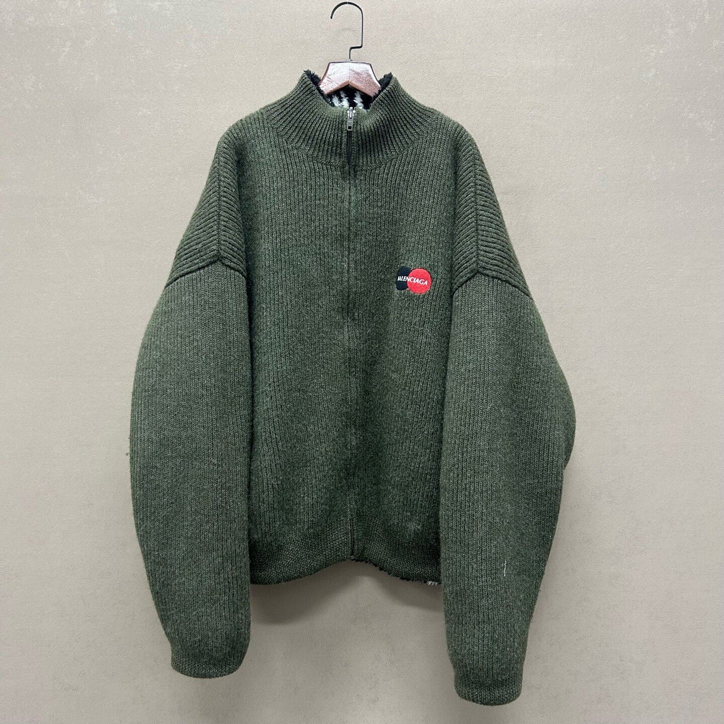 Balenciaga Balenciaga Reversible Mastercard Fleece Jacket Size L Size US L / EU 52-54 / 3 - 4 Thumbnail