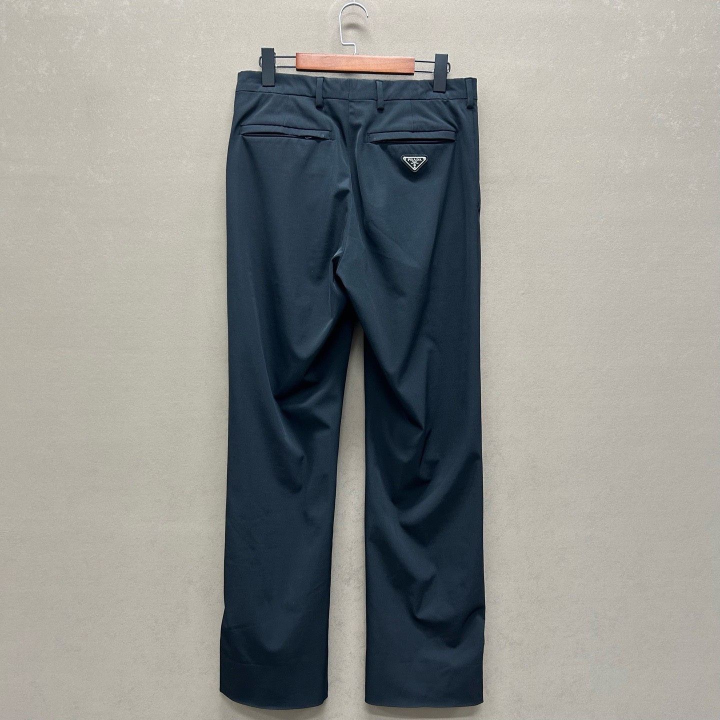 Prada Prada Logo Plaque Casual Pants Size 46 Size US 30 / EU 46 - 3 Thumbnail