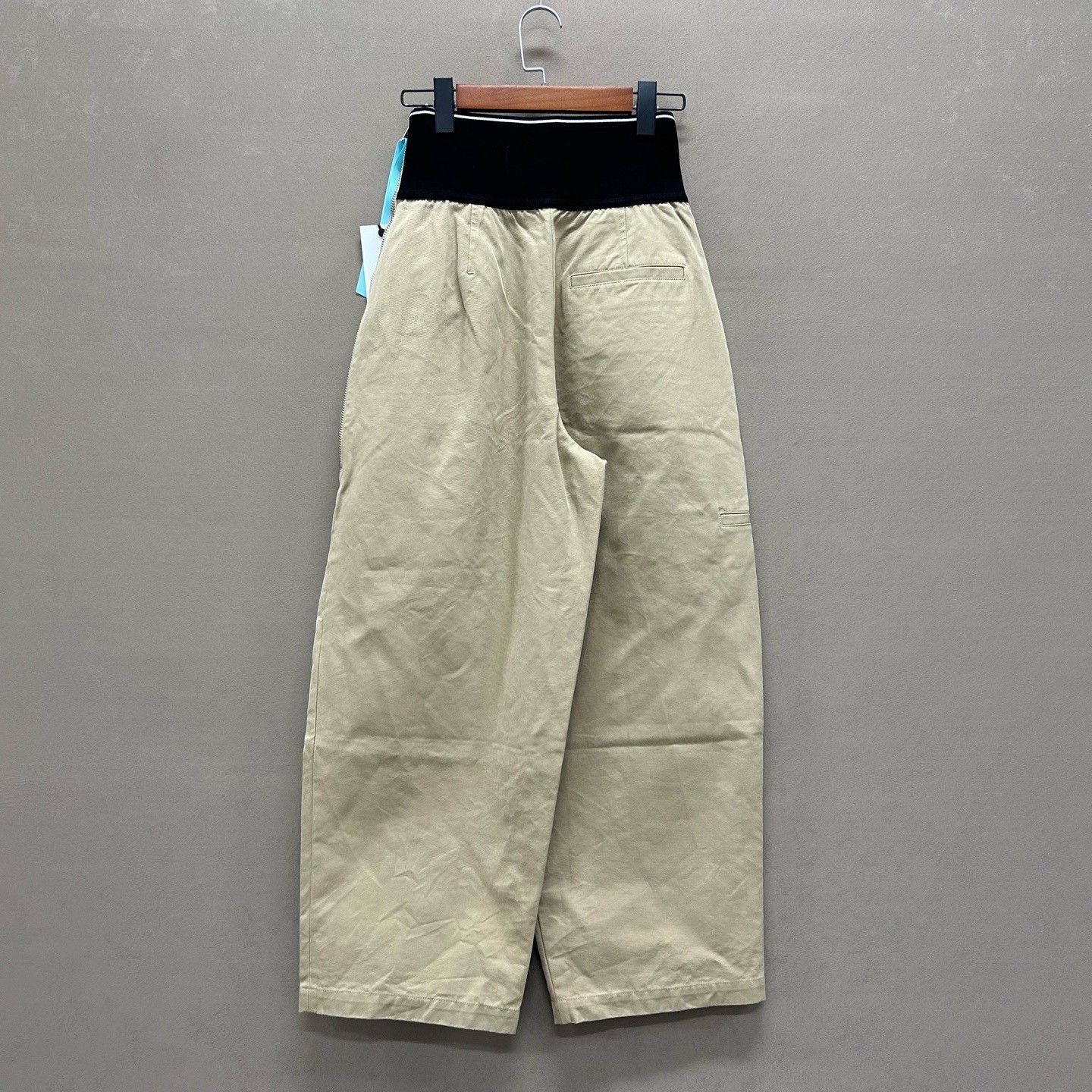 Alexander Wang Alexander Wang Logo Waistband Pants Beige Size 4 Size 27" / US 4 / IT 40 - 3 Thumbnail