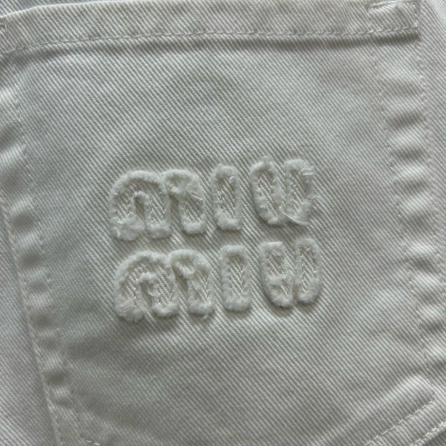 Miu Miu Miu Miu Logo Embroidery Jeans Size 26 Size 26" / US 2 / IT 38 - 4 Thumbnail