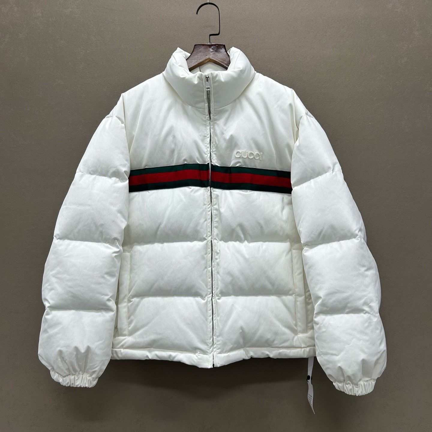 Gucci Gucci Web Stripe Puffer Jacket Size 38 Size XS / US 0-2 / IT 36-38 - 2 Thumbnail