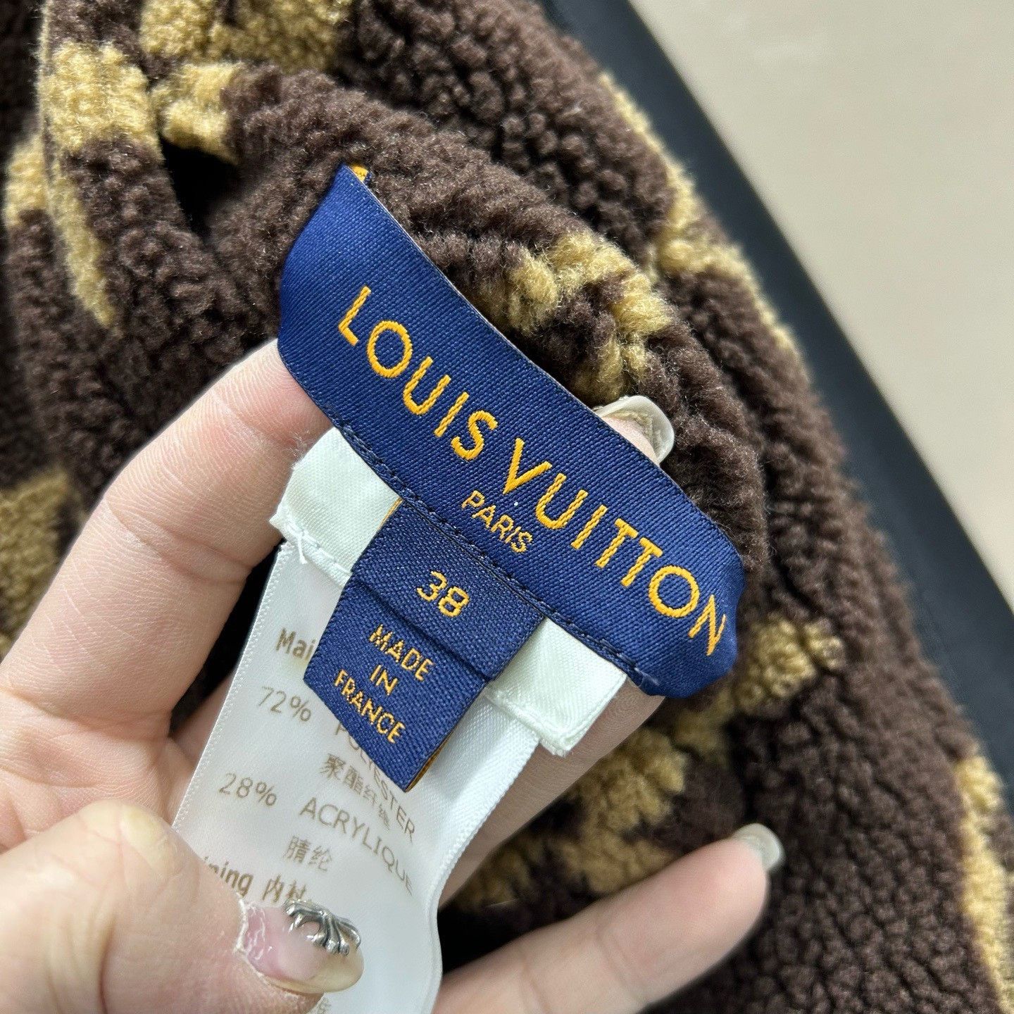 Louis Vuitton Louis Vuitton Monogram Reversible Fleece Jacket Size 38 Size S / US 4 / IT 40 - 6 Thumbnail