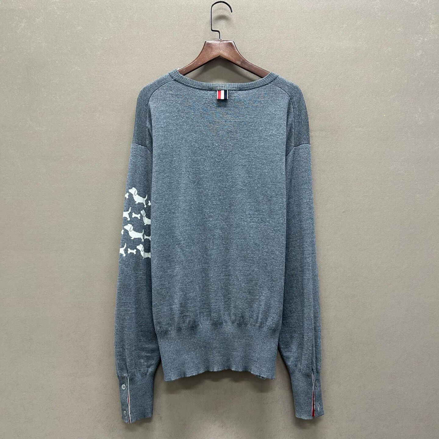 Thom Browne Thom Browne Dog Pattern Knit Sweater Size 3 Size US L / EU 52-54 / 3 - 3 Thumbnail