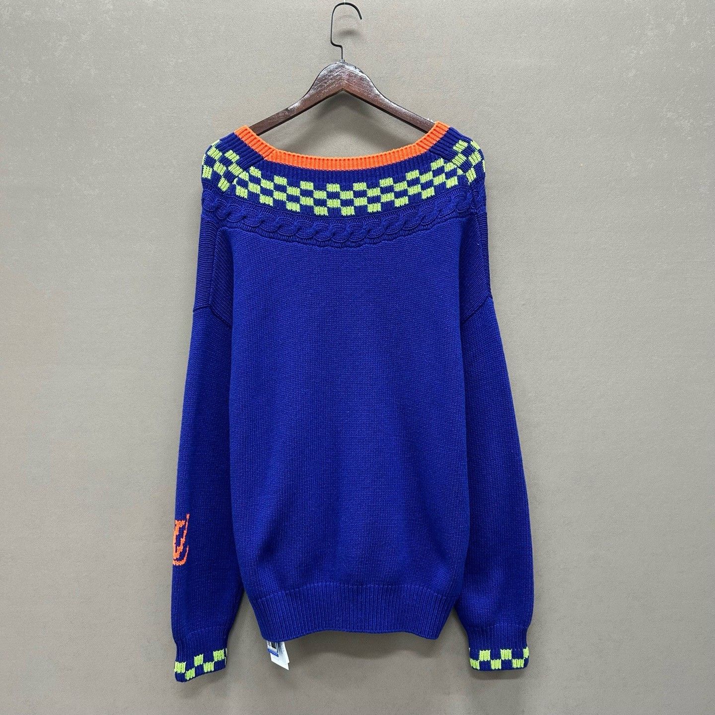 Louis Vuitton Louis Vuitton Damier V-Neck Sweater Size M Size US M / EU 48-50 / 2 - 3 Thumbnail