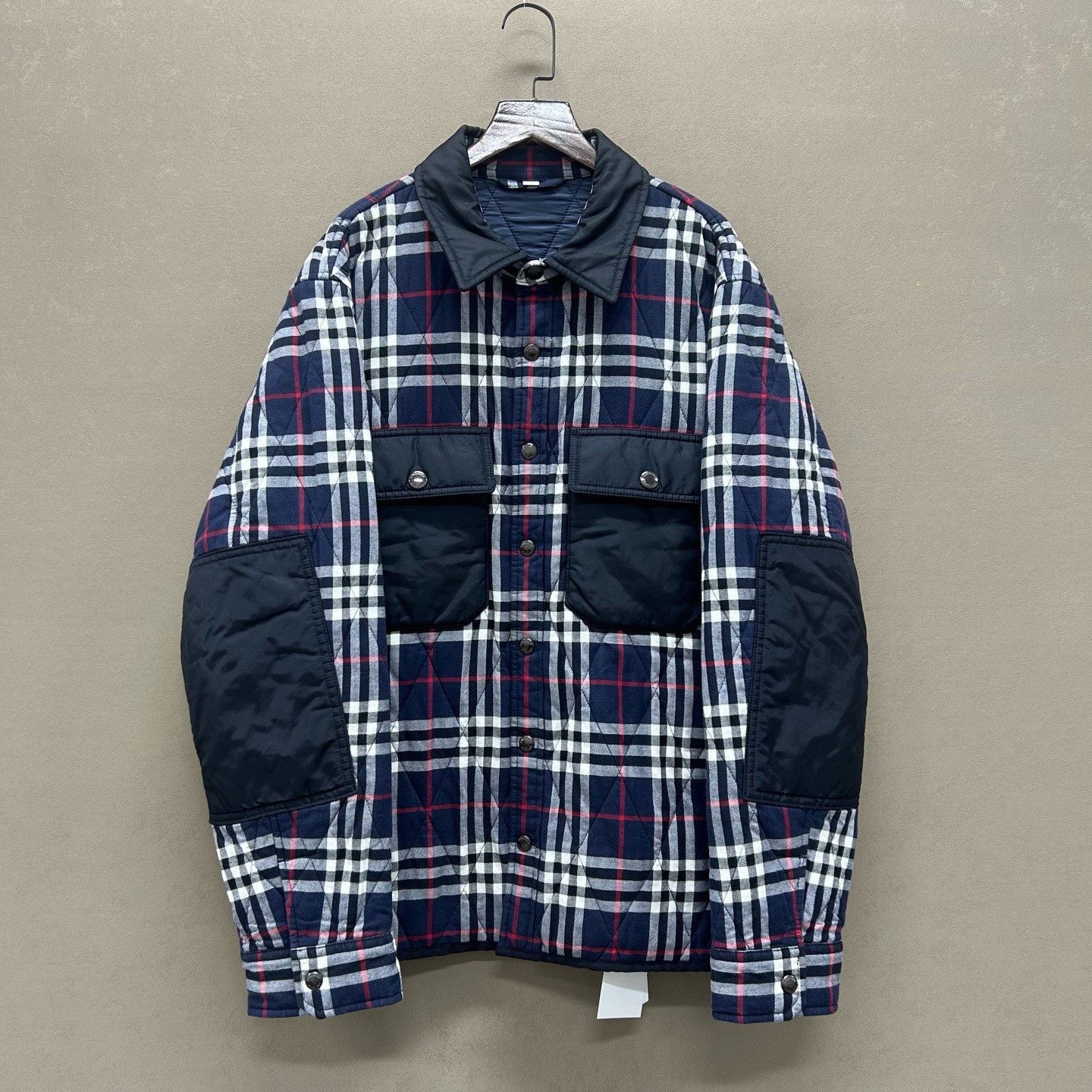 Burberry Burberry Quilted Plaid Jacket Size 52 Size US L / EU 52-54 / 3 - 2 Thumbnail