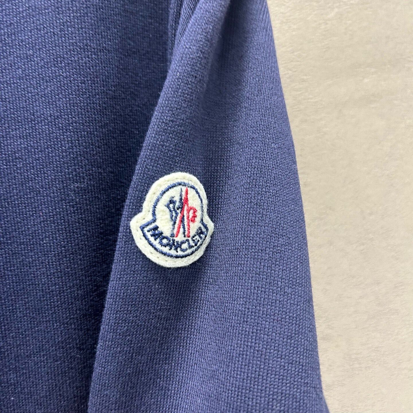 Moncler Moncler Logo Hoodie Size M Size US M / EU 48-50 / 2 - 4 Thumbnail