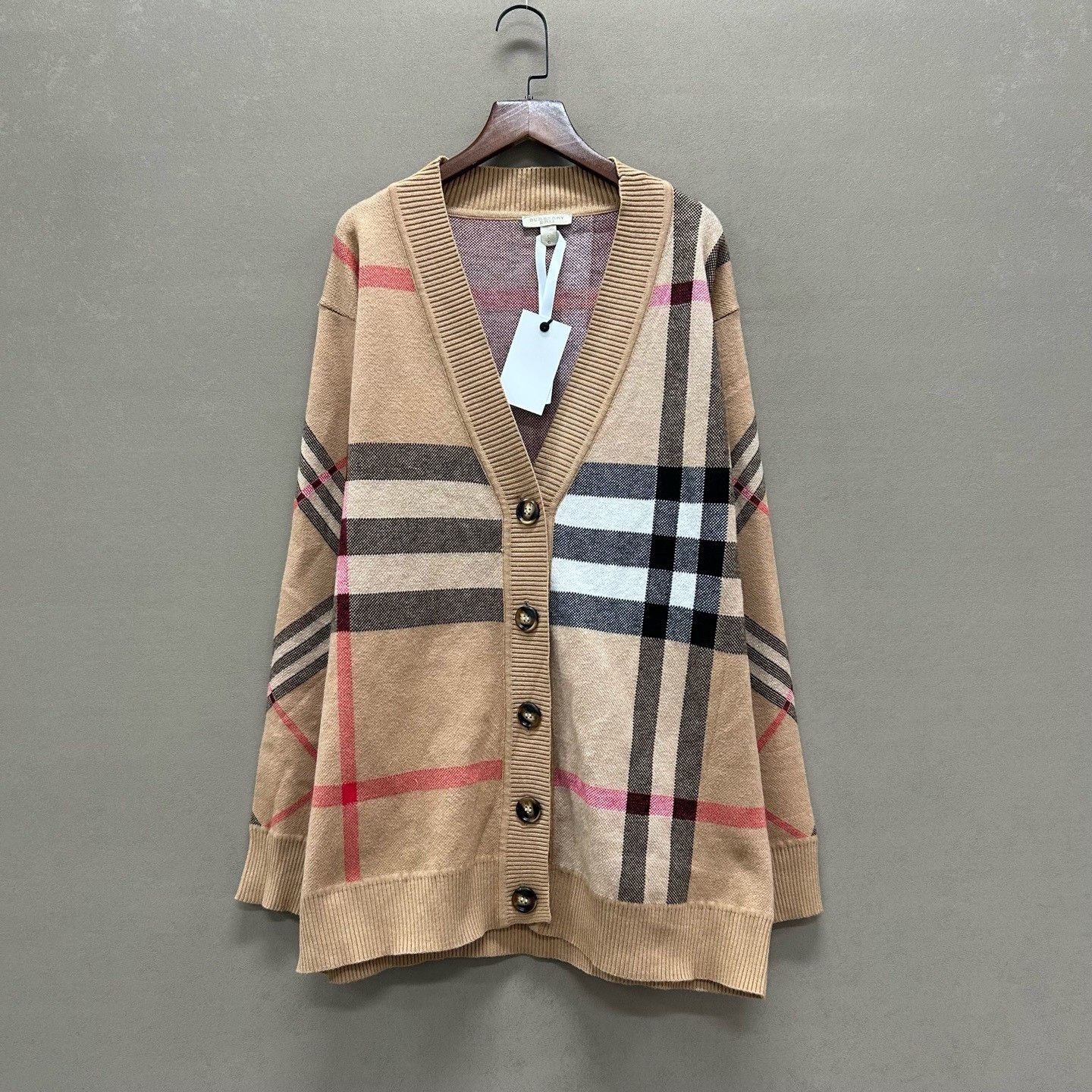 Burberry Burberry Brit Check Knit Cardigan Size L Size US L / EU 52-54 / 3 - 2 Thumbnail