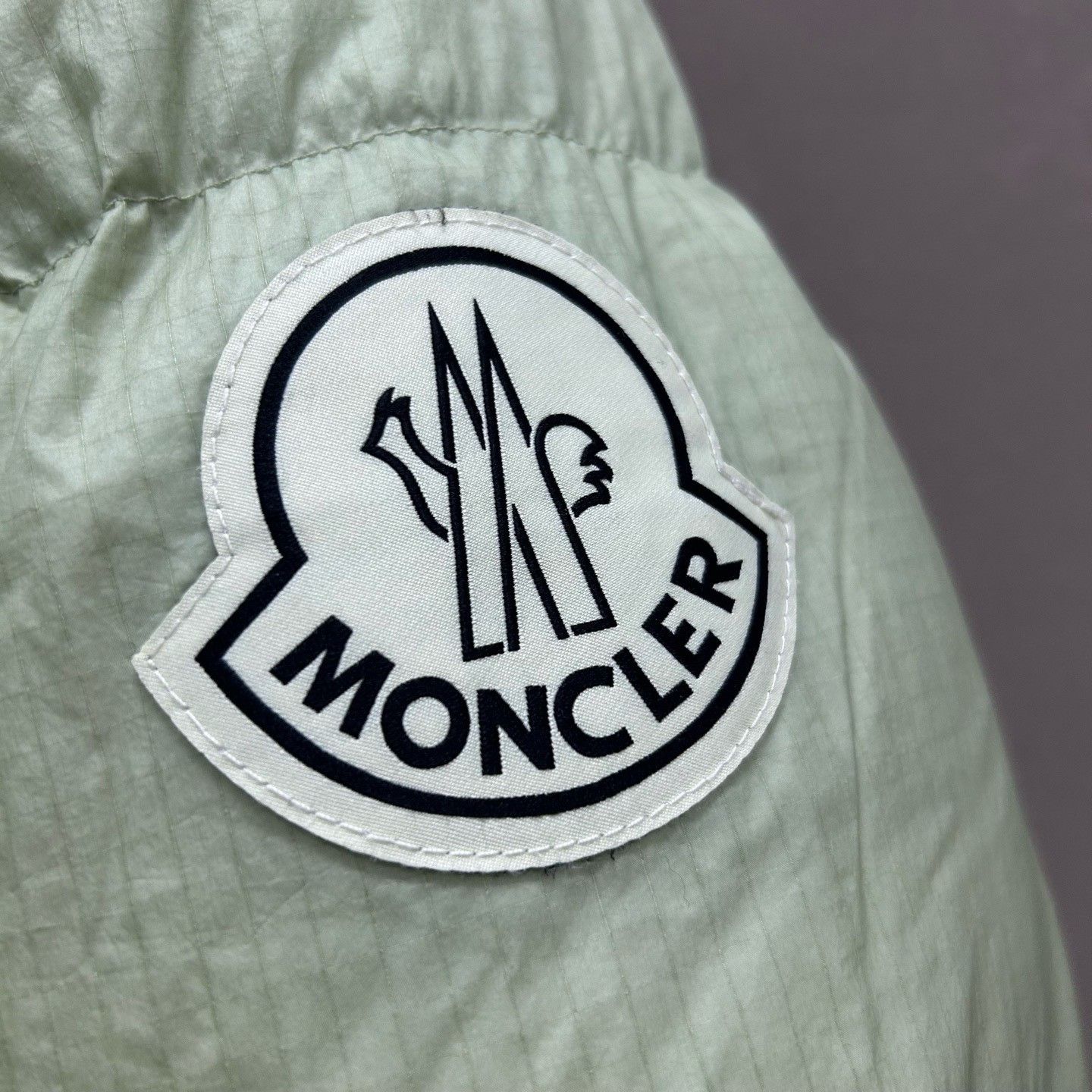 Moncler Moncler Avocado Green Down Jacket Size M Size US M / EU 48-50 / 2 - 4 Thumbnail