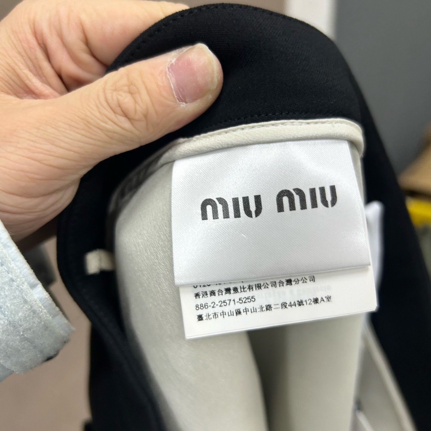 Miu Miu Miu Miu Black Bow Mini Skirt Size 42 Size 28" / US 6 / IT 42 - 5 Thumbnail