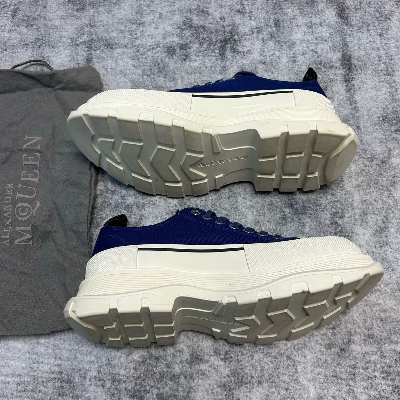 Alexander McQueen Alexander McQueen Blue Canvas Sneakers US 8 Size US 8 / EU 41 - 4 Thumbnail