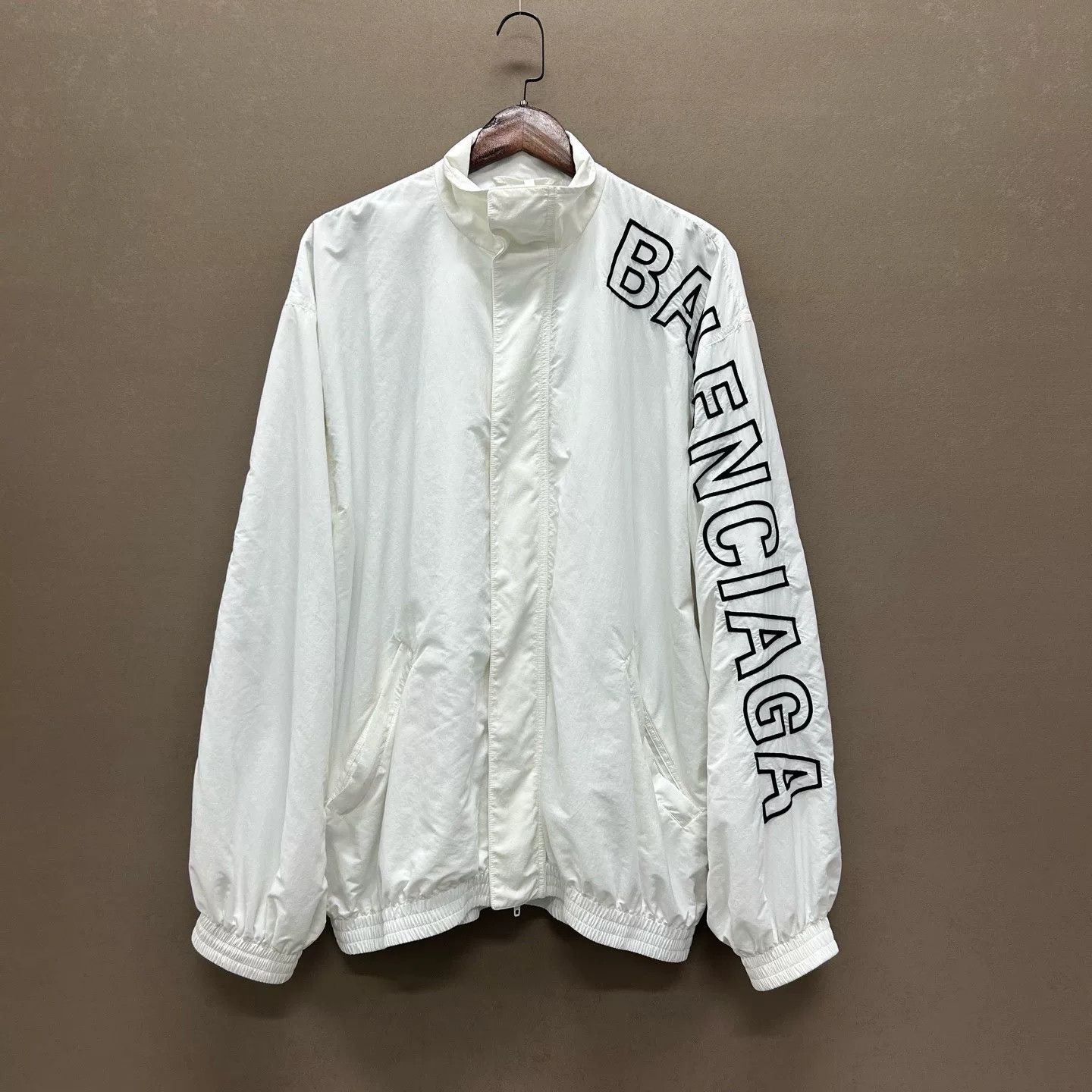 Balenciaga Balenciaga Logo Embroidery Windbreaker Jacket Size XS Size US XS / EU 42 / 0 - 2 Thumbnail