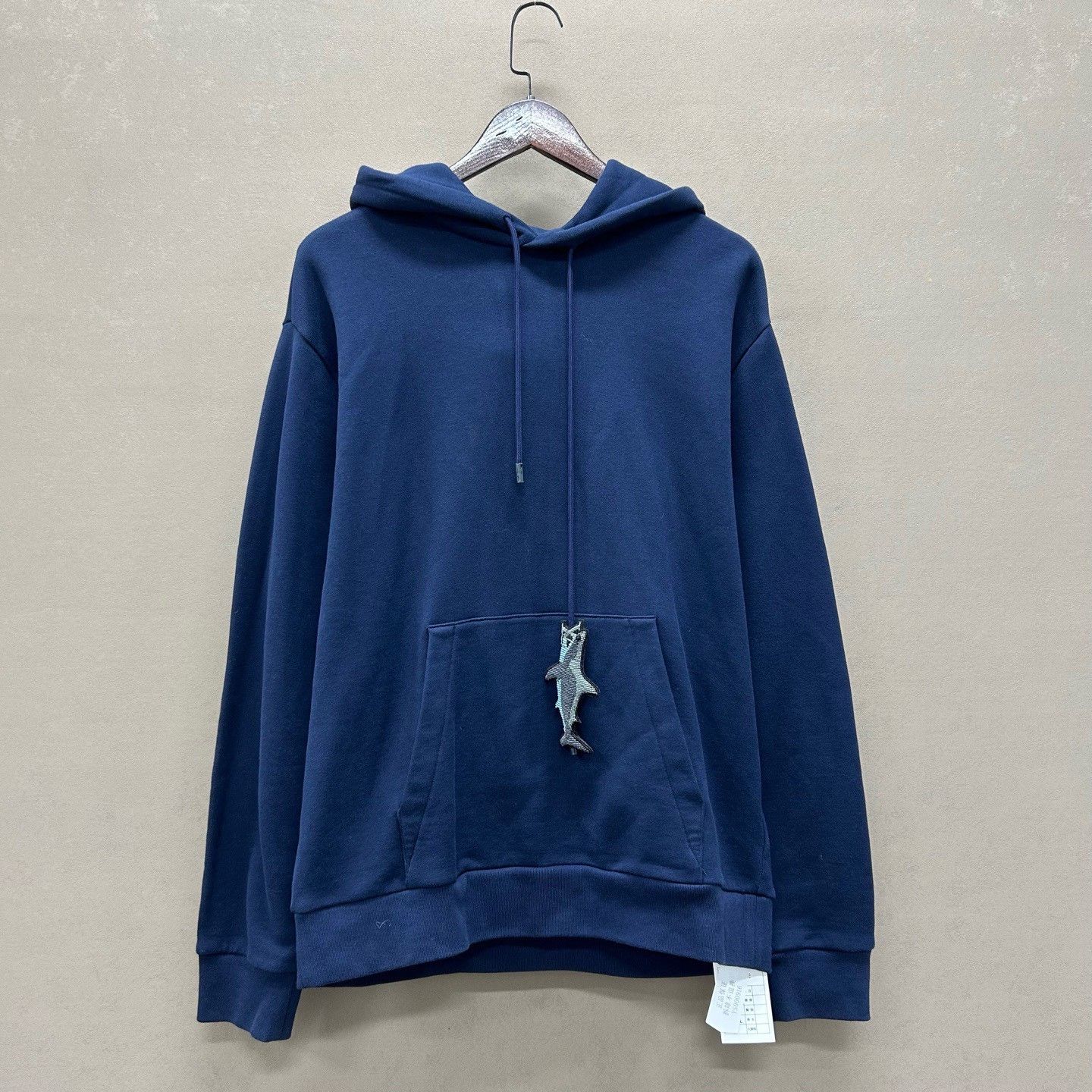 Louis Vuitton Louis Vuitton Shark Bead Hoodie Size M Size US M / EU 48-50 / 2 - 2 Thumbnail