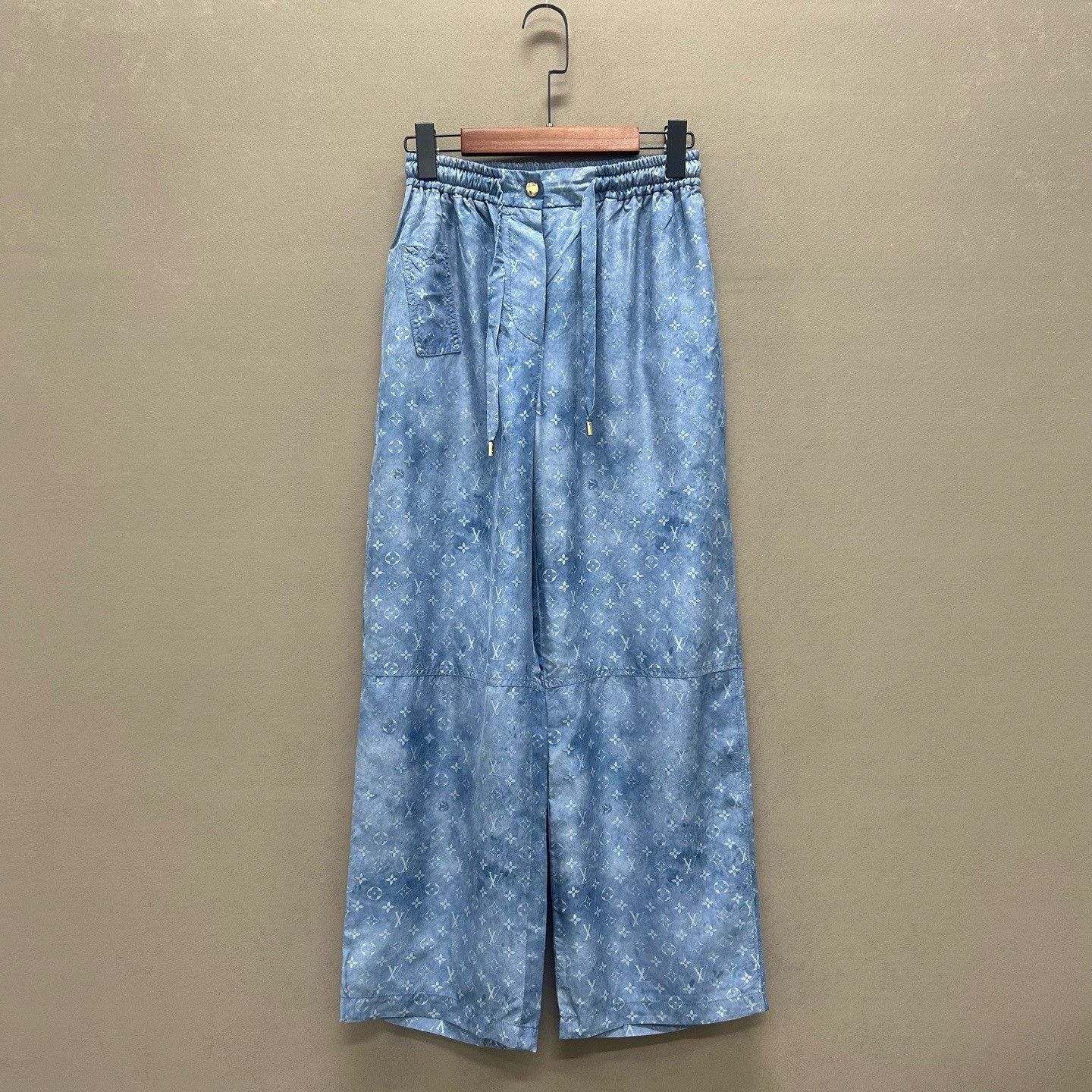 Louis Vuitton Louis Vuitton Monogram Casual Pants Size L Size US 34 / EU 50 - 2 Thumbnail