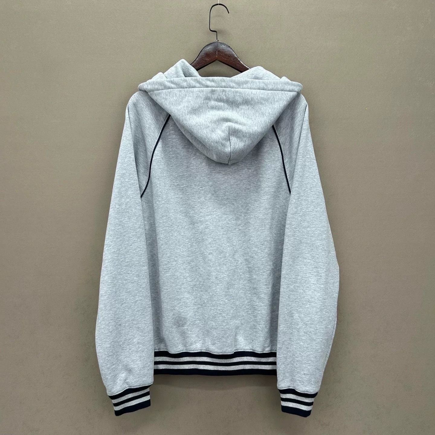 Gucci Gucci Logo Patch Zip-Up Hoodie Size M Size US M / EU 48-50 / 2 - 3 Thumbnail