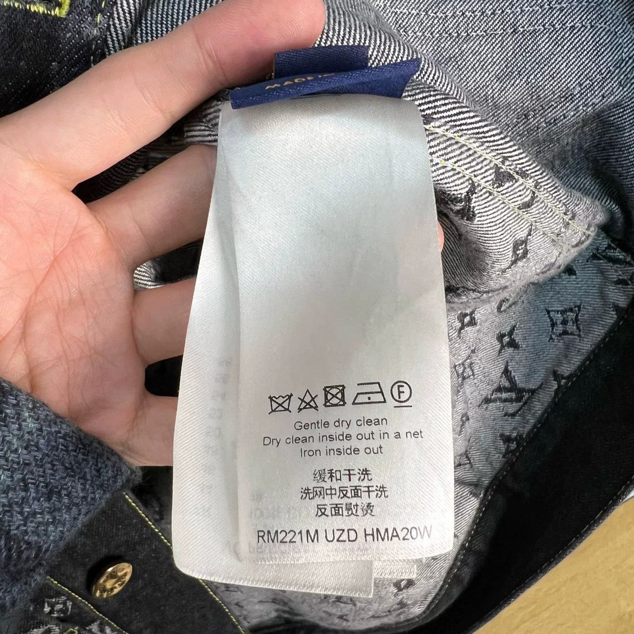 Louis Vuitton Louis Vuitton x Nigo Monogram Denim Jacket Size 44 Size US S / EU 44-46 / 1 - 5 Thumbnail