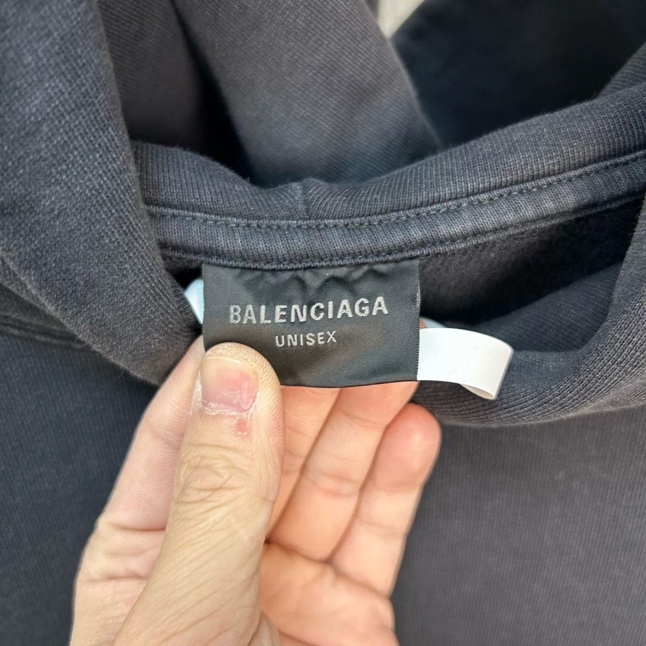 Balenciaga Balenciaga XXXL Embroidered Logo Hoodie Size L Size US L / EU 52-54 / 3 - 4 Thumbnail